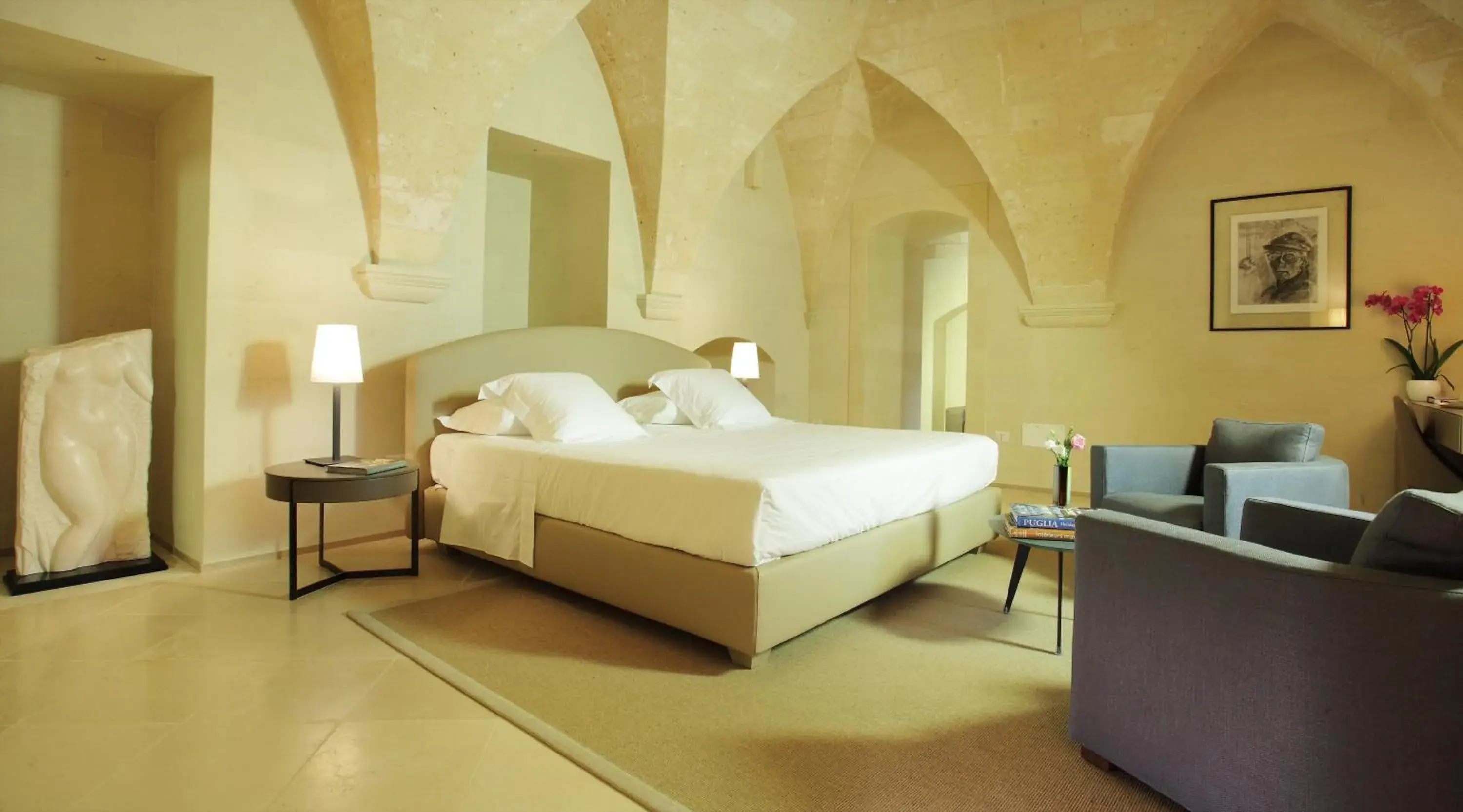 Bedroom, Bed in La Fiermontina - luxury home hotel