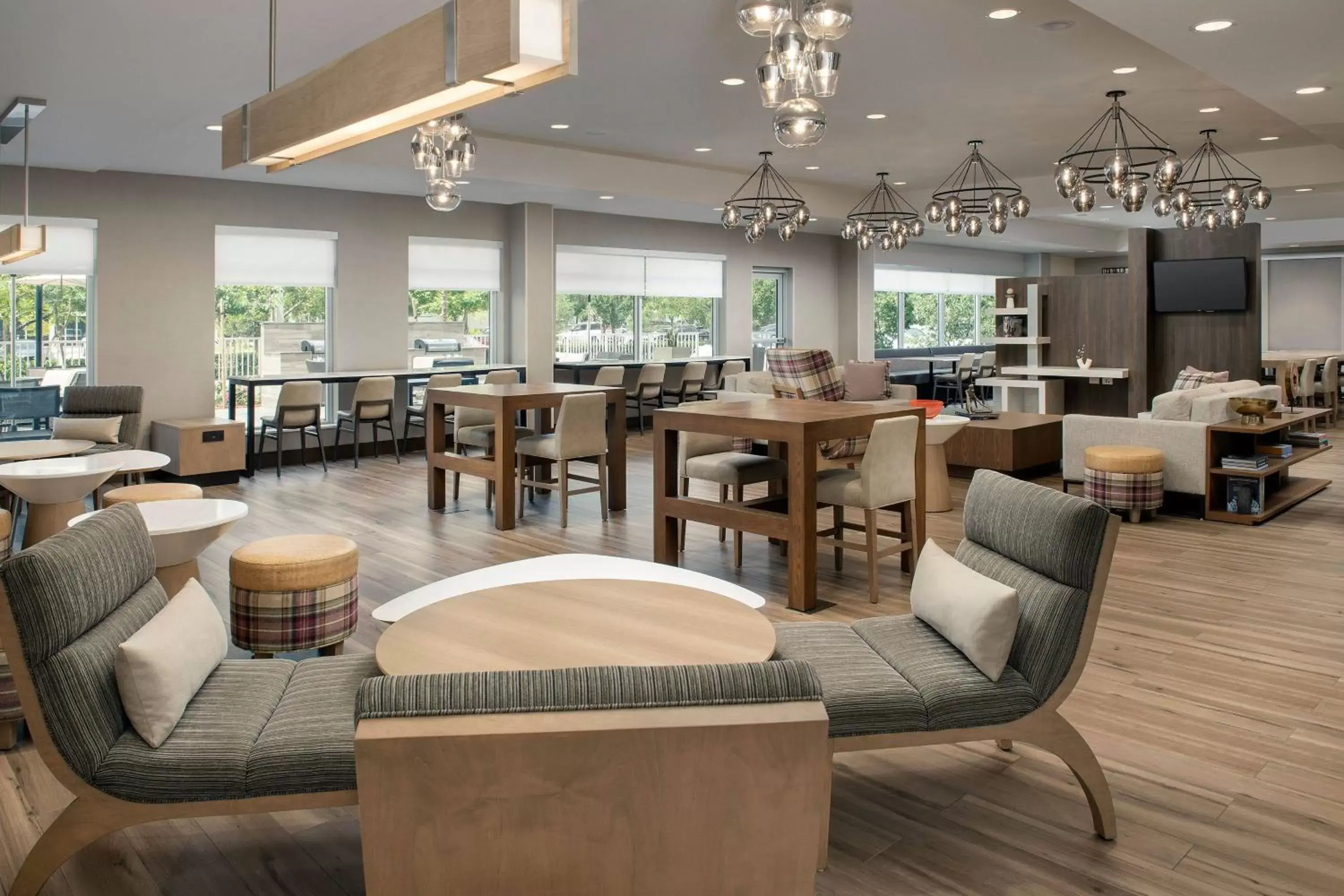 Lobby or reception, Restaurant/Places to Eat in Residence Inn Doral Mall Area
