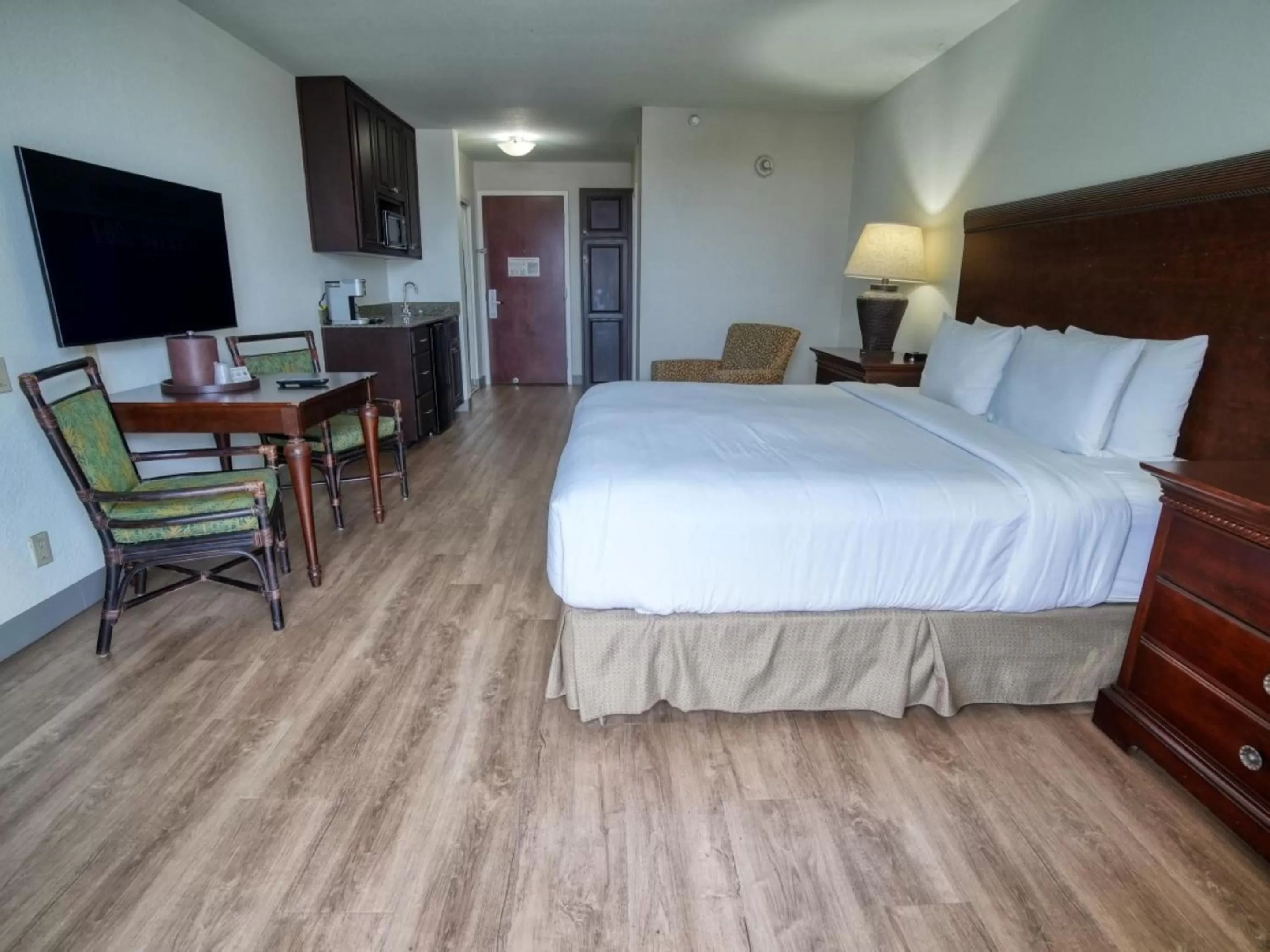 Photo of the whole room, Bed in Treasure Island Hotel and Marina