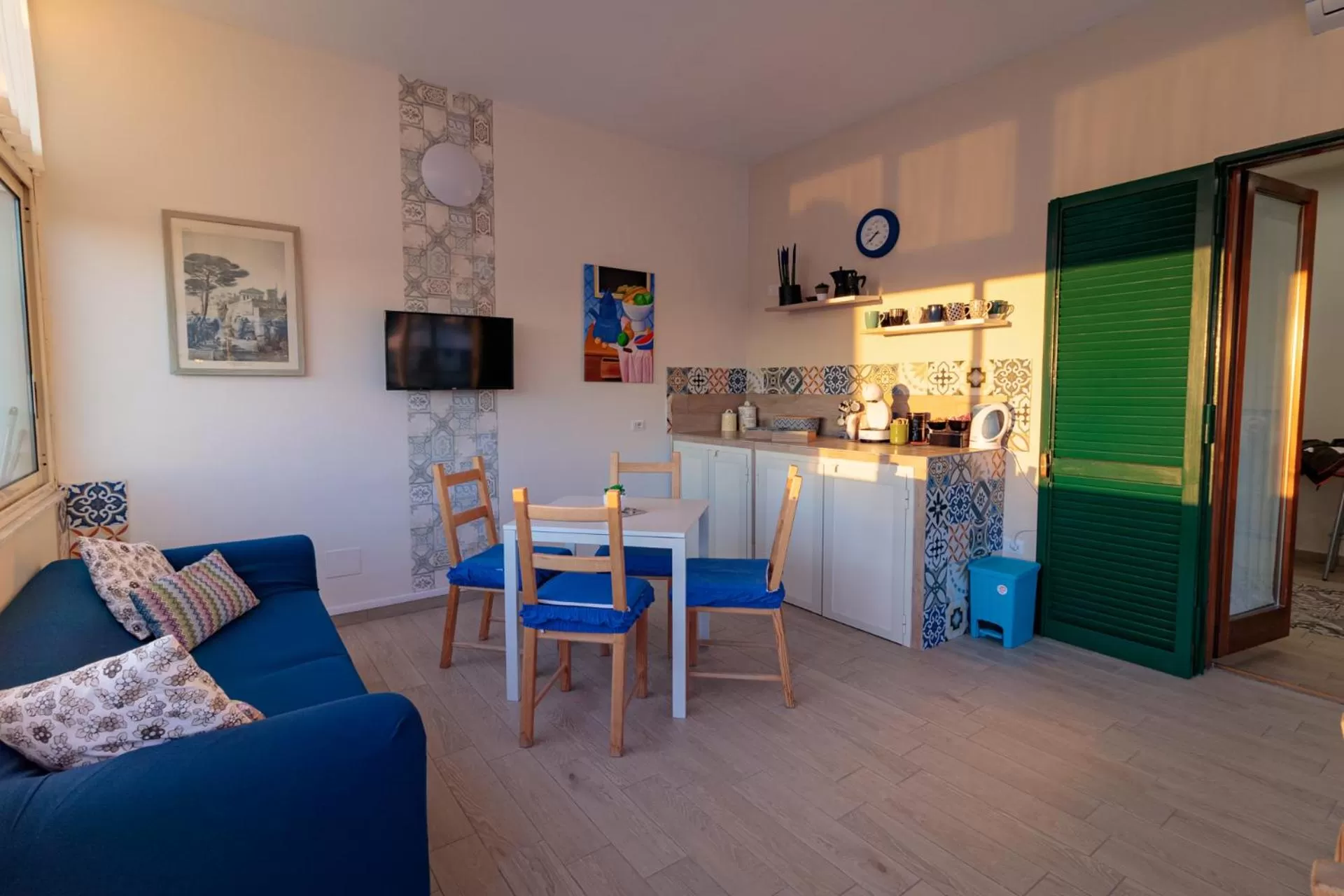 TV and multimedia in Nolana '86