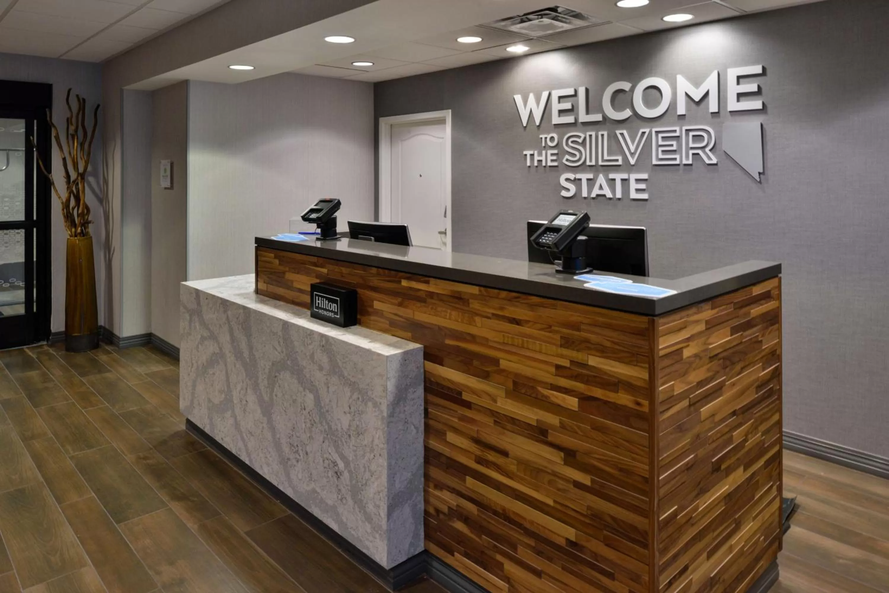 Lobby or reception in Hampton Inn & Suites Las Vegas Airport