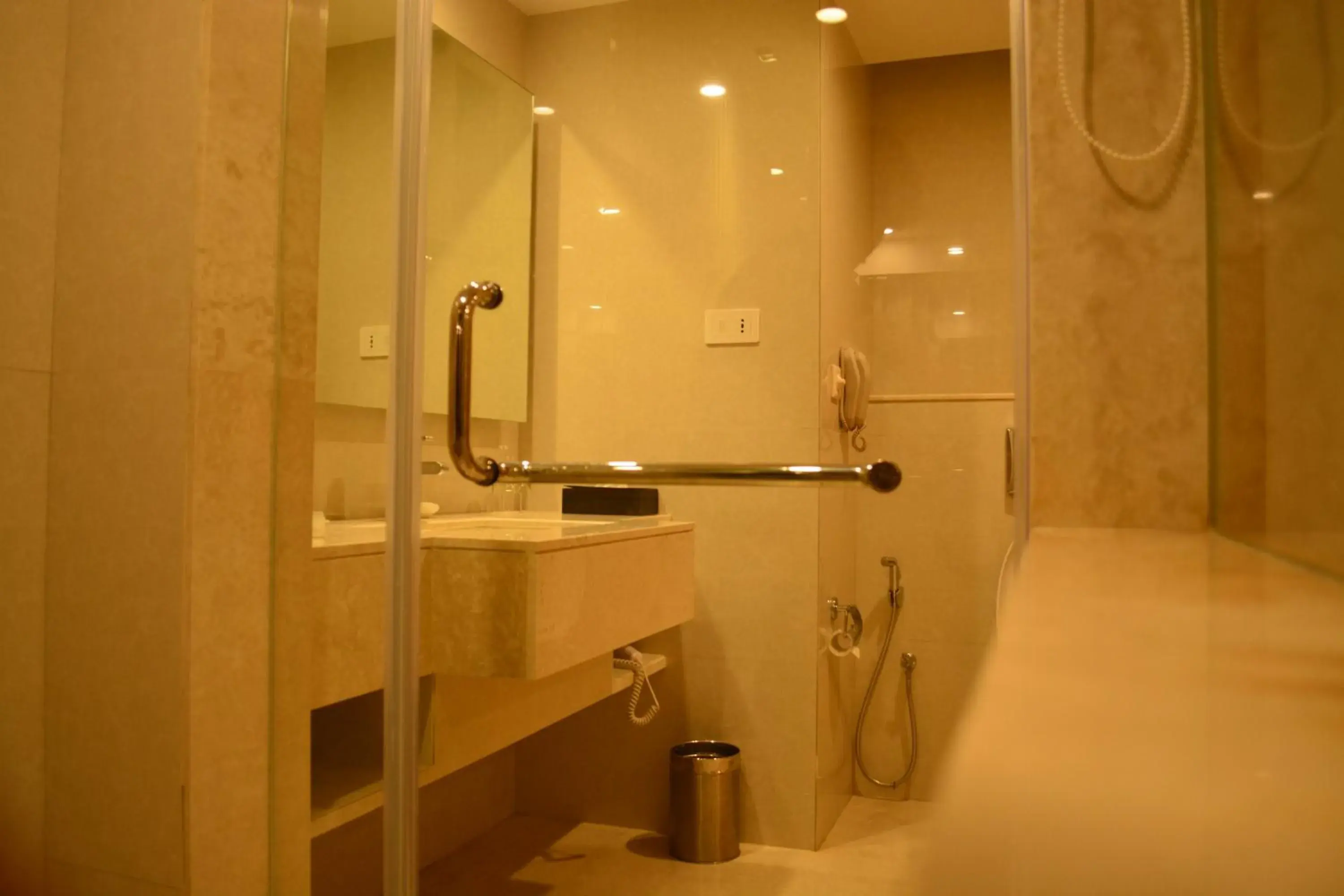 Bathroom in Holiday Inn Amritsar Ranjit Avenue, an IHG Hotel