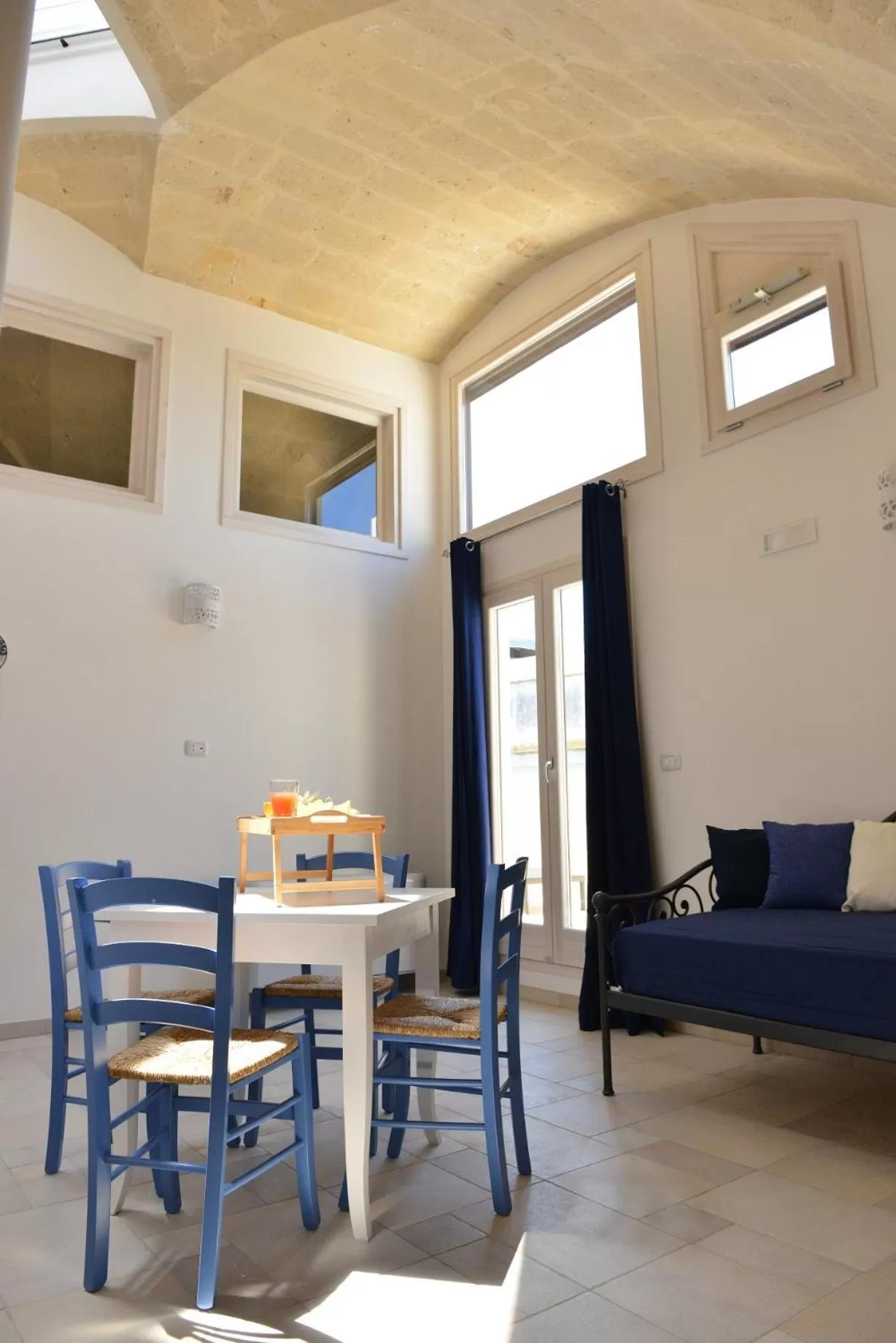 Living room in Tobacco Suite