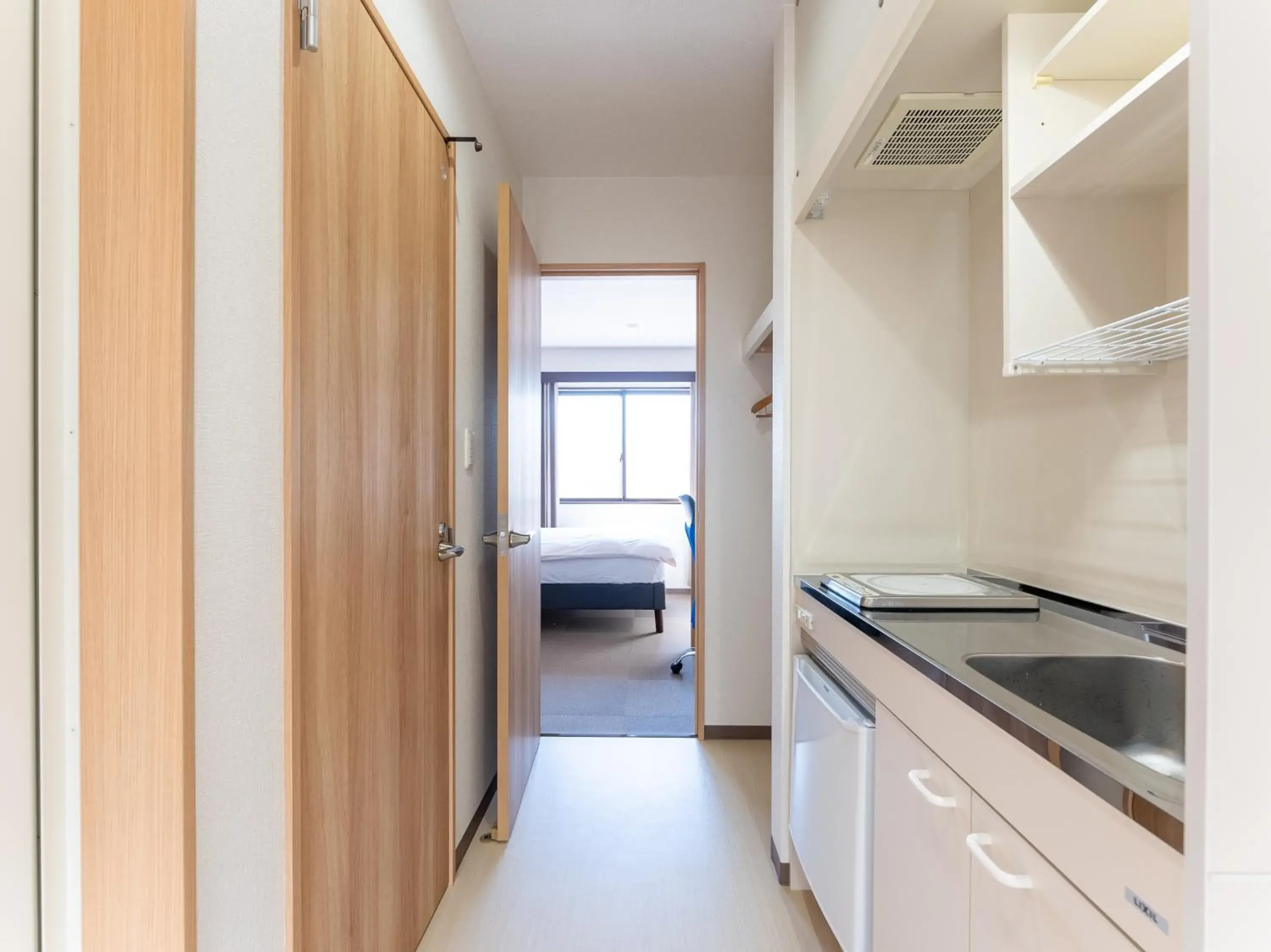 Photo of the whole room, Kitchen/Kitchenette in Tabist Tatebayashi Station Hotel