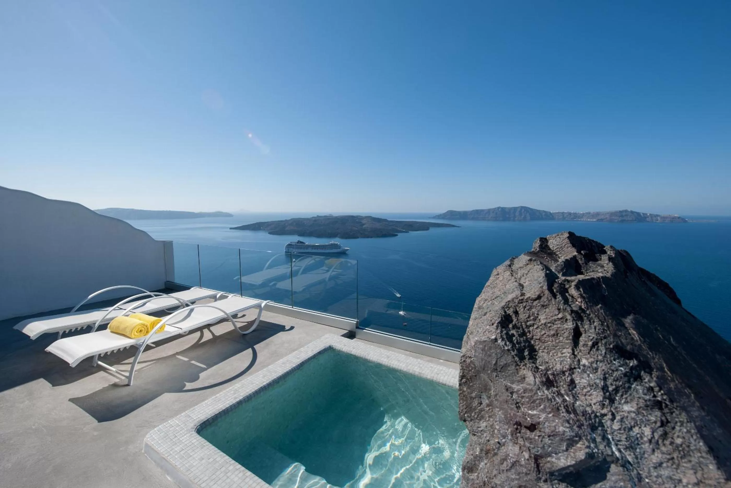 Balcony/Terrace in Keti Hotel