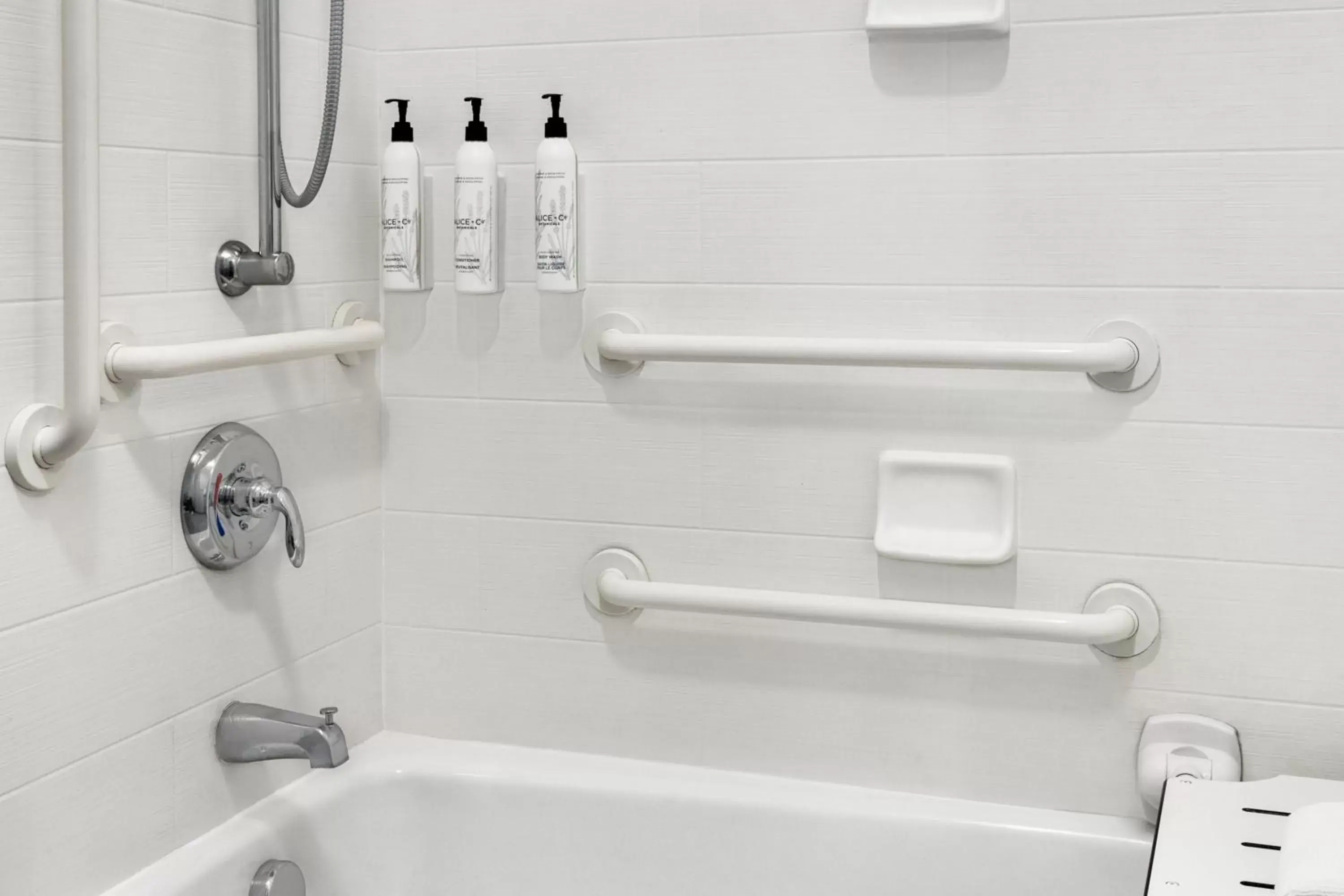 Bathroom in Fairfield Inn & Suites by Marriott Amarillo Airport