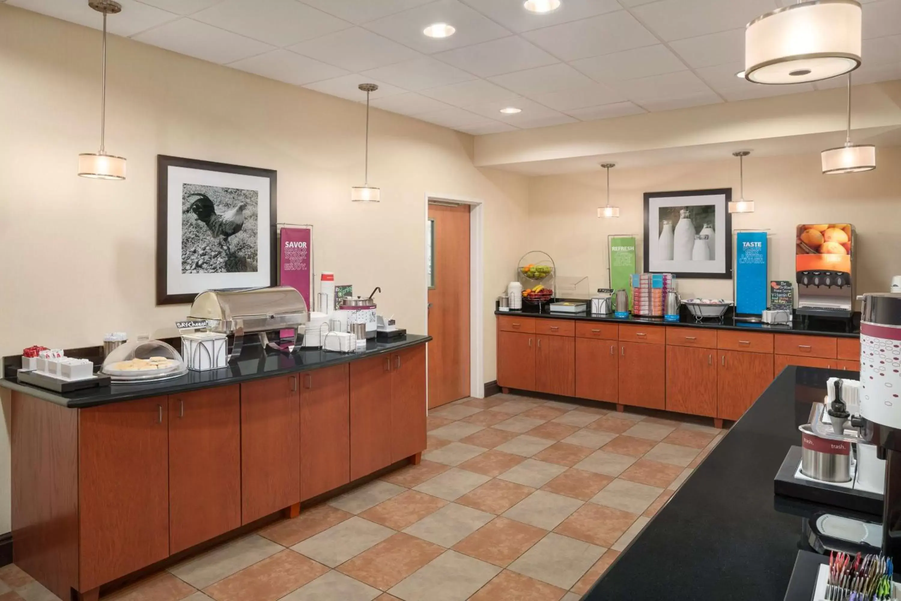 Dining area, Restaurant/Places to Eat in Hampton Inn Belle Vernon