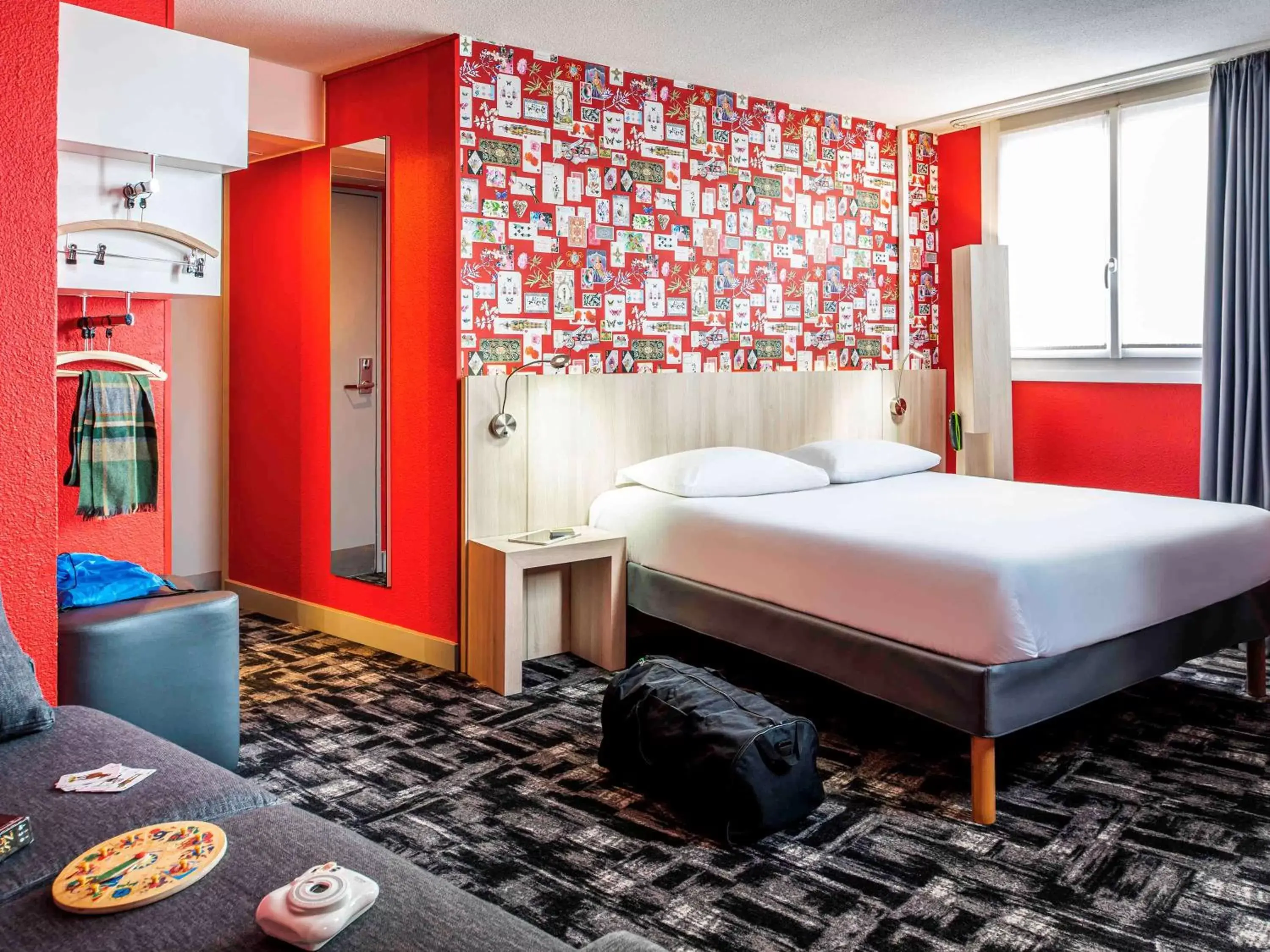 Photo of the whole room, Bed in ibis Styles Reims Centre