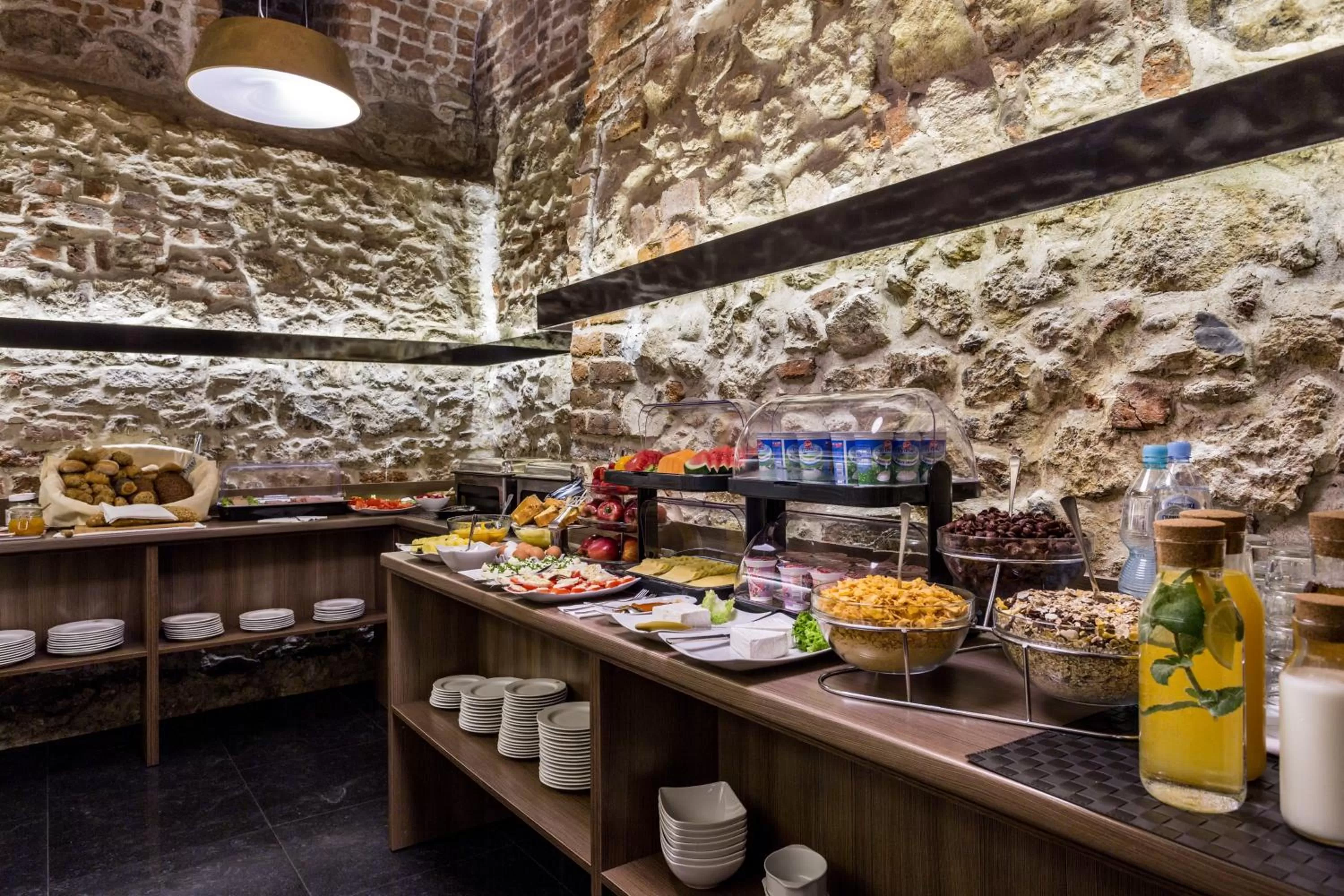 Buffet breakfast in Hotel Elektor Premium