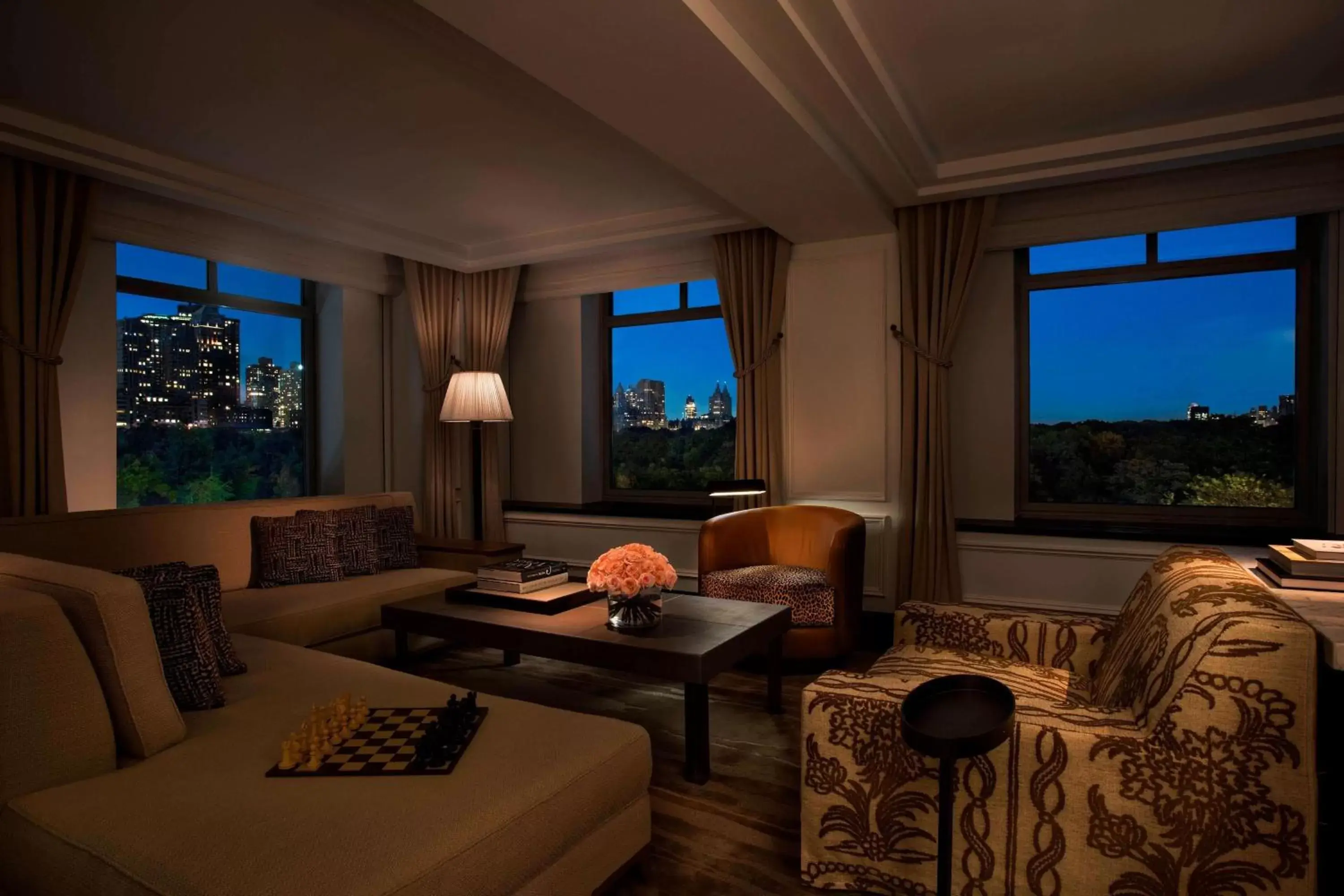 Living room, Seating Area in The Ritz-Carlton New York, Central Park