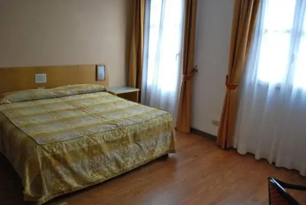 Photo of the whole room, Bed in Hotel Tre Torri