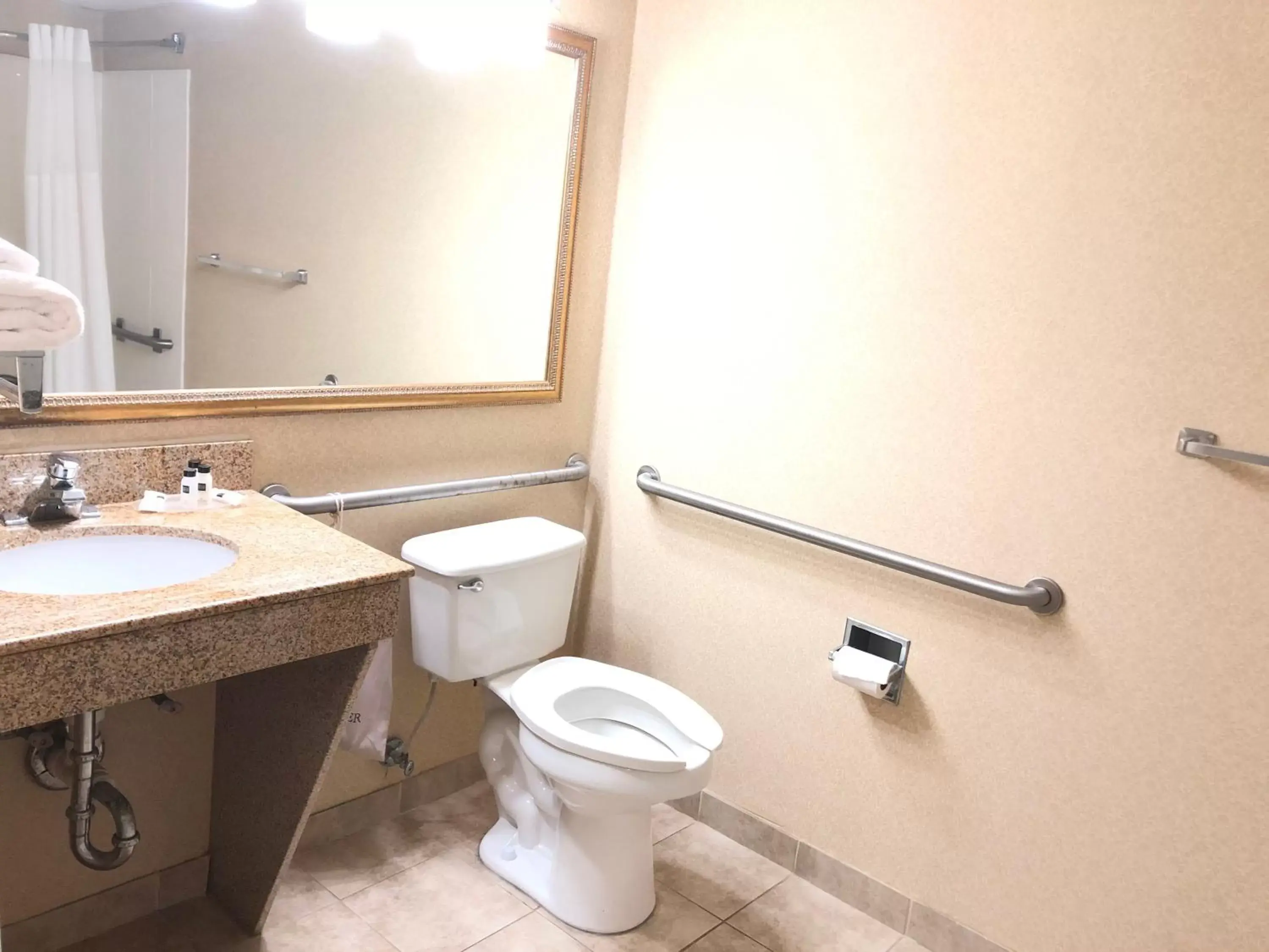 Bathroom in Country Inn & Suites by Radisson, Greenville, NC