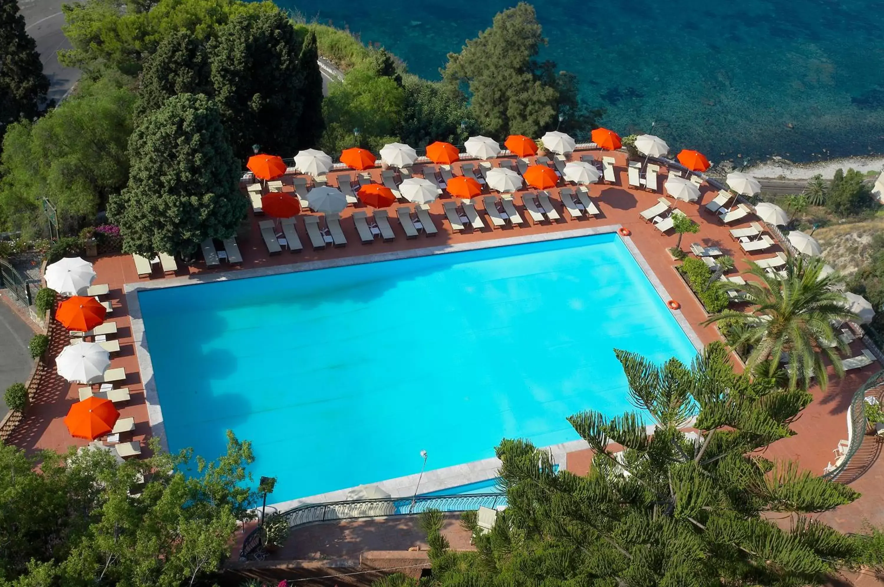 Swimming Pool in Hotel Villa Diodoro