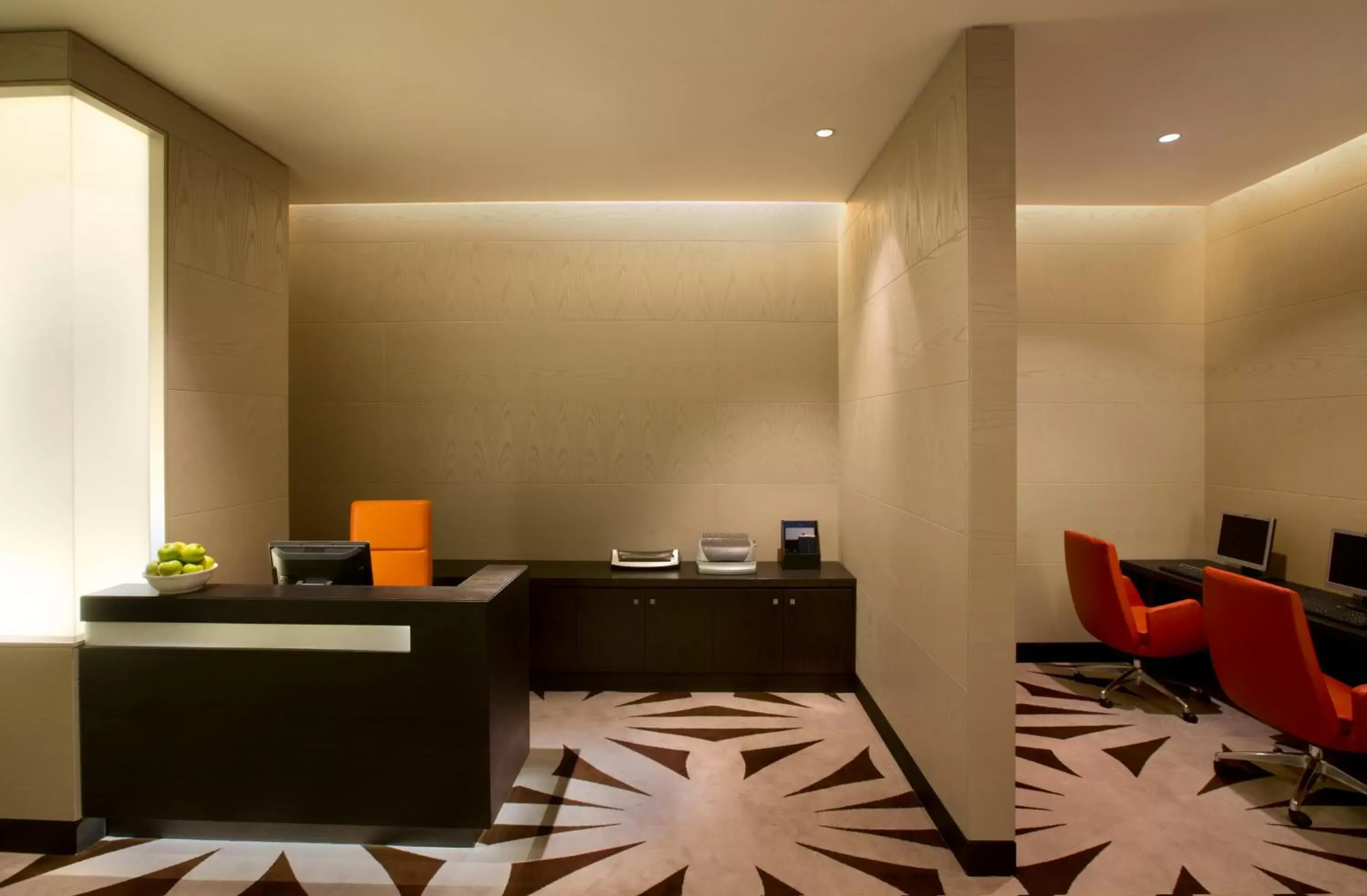 Business facilities in Millennium Al Rawdah Hotel