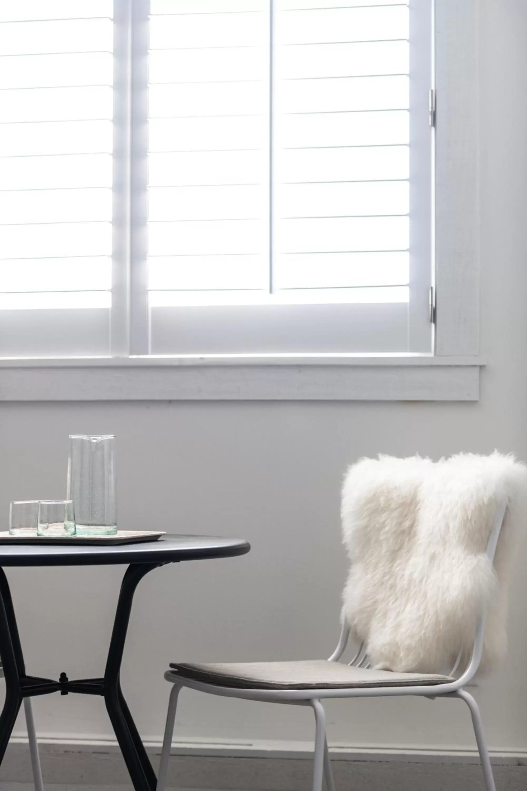 Standard Queen Room in The Surfside Hotel Standard Queen Room in The Surfside Hotel