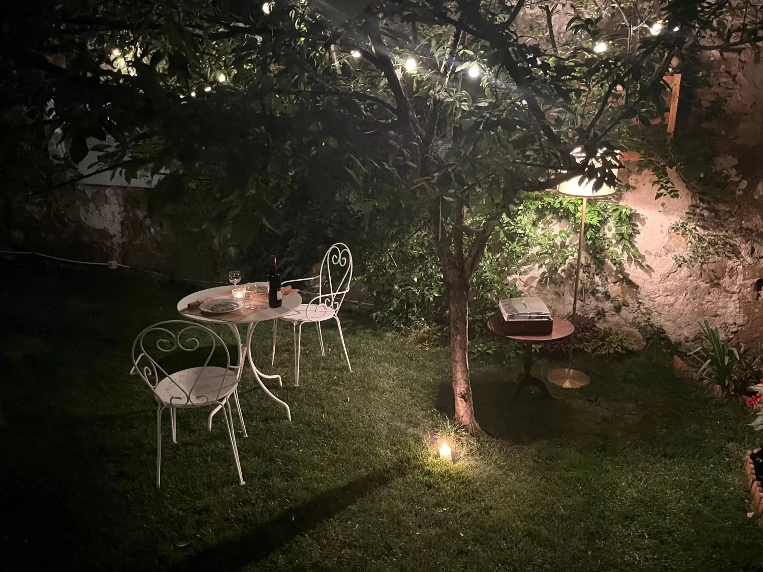 Night in Casa Vayu - Rooms & Garden