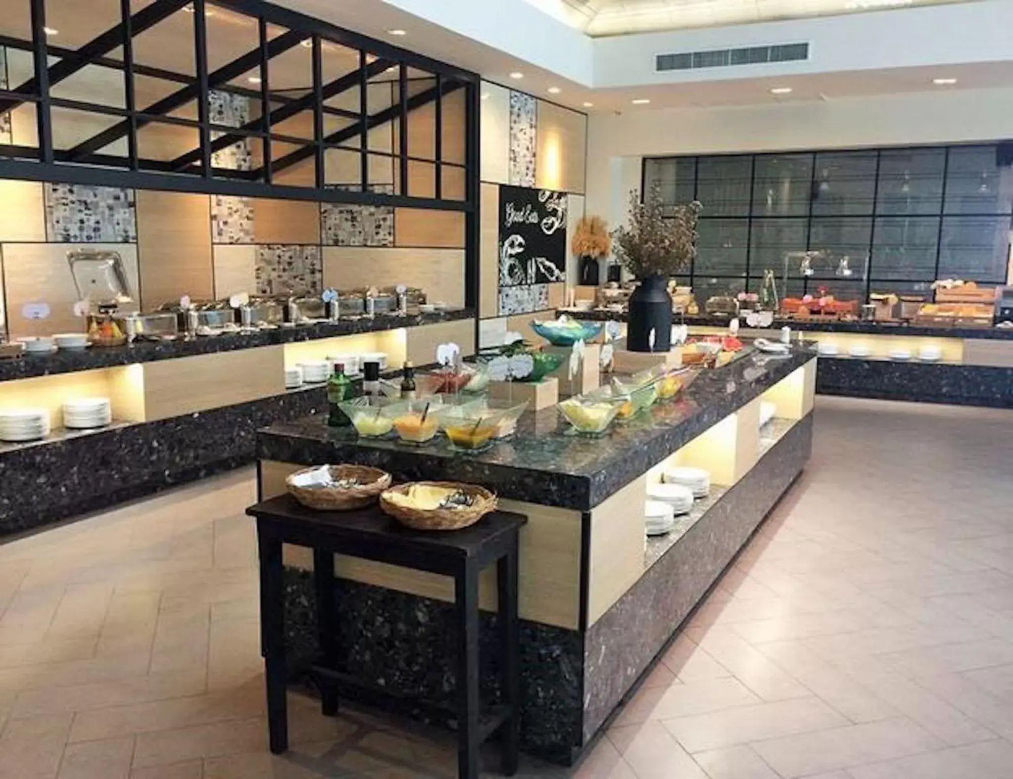 Buffet breakfast, Restaurant/Places to Eat in Novotel Rayong Rim Pae Resort