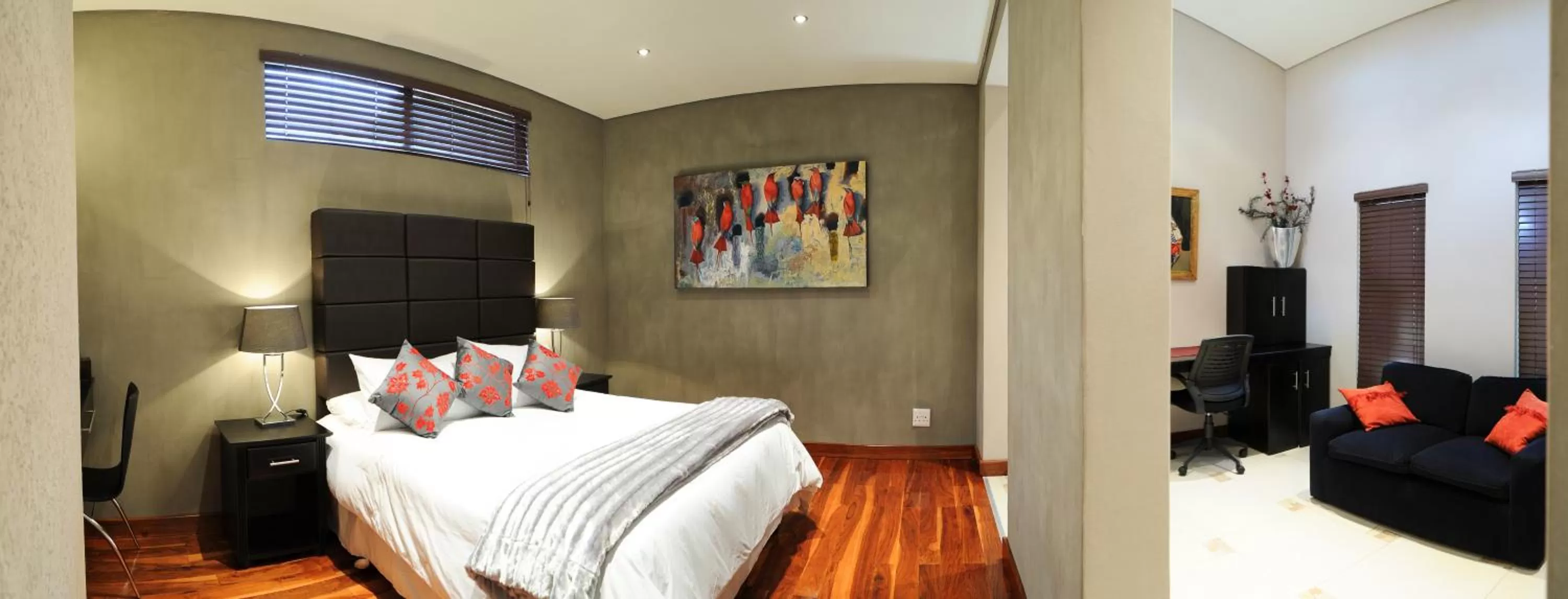 Photo of the whole room, Bed in Jedidja Bed and Breakfast