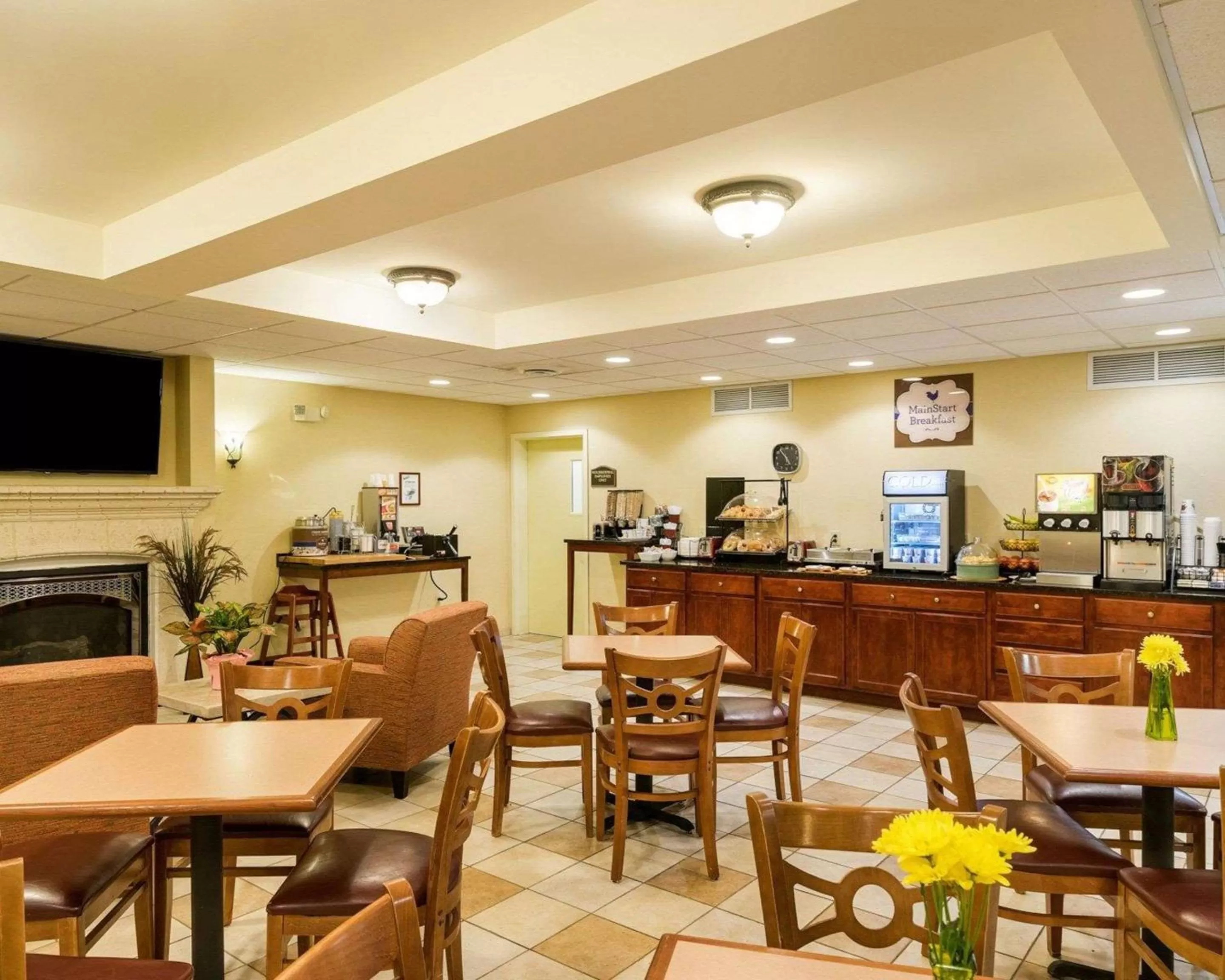 Restaurant/places to eat in Mainstay Suites Dover