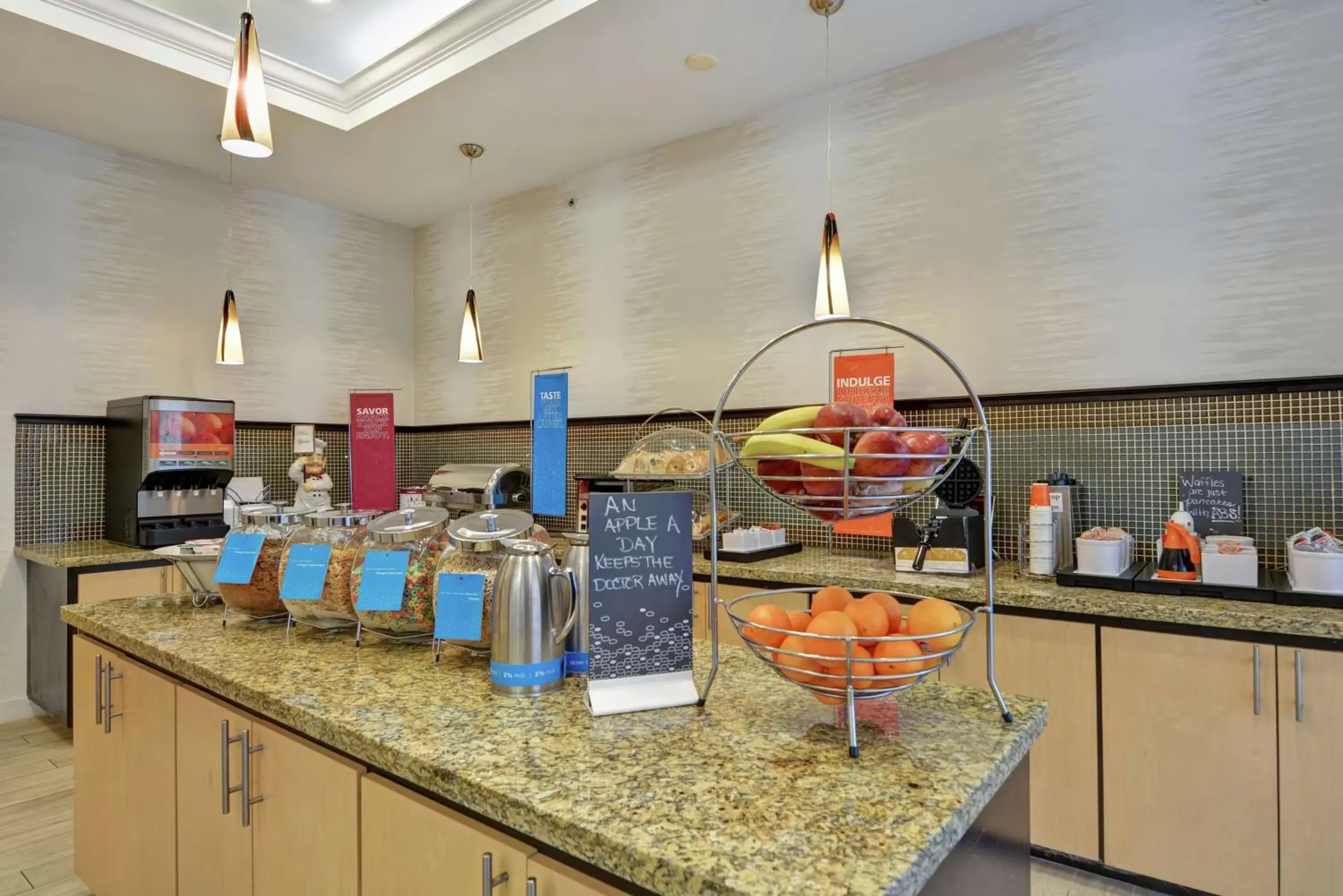 Breakfast, Food in Hampton Inn Palm Beach Gardens