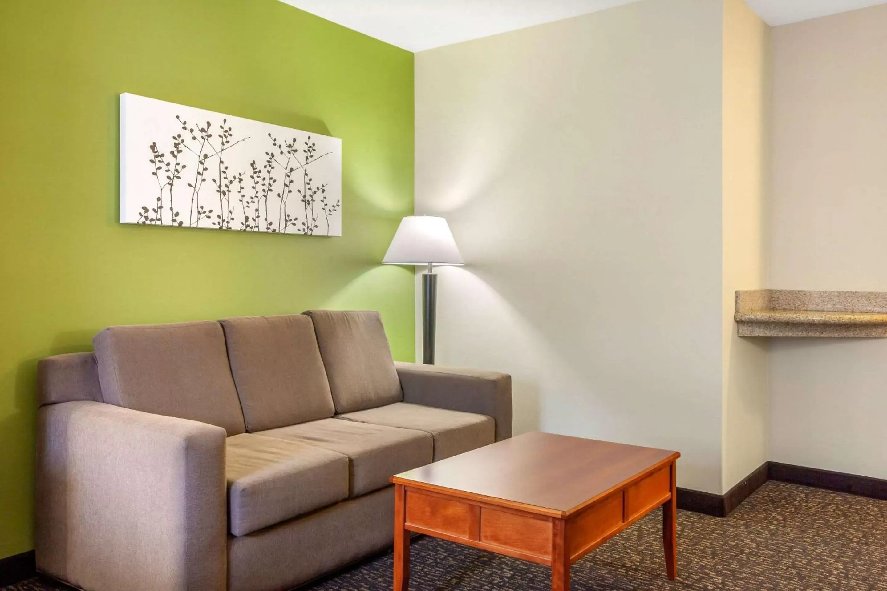 Photo of the whole room, Seating Area in Sleep Inn & Suites Airport Milwaukee