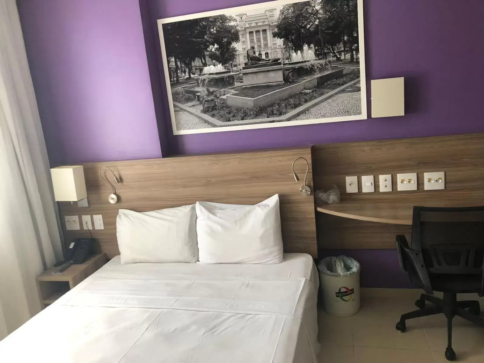 Bedroom, Bed in Comfort Hotel Santos Bedroom, Bed in Comfort Hotel Santos