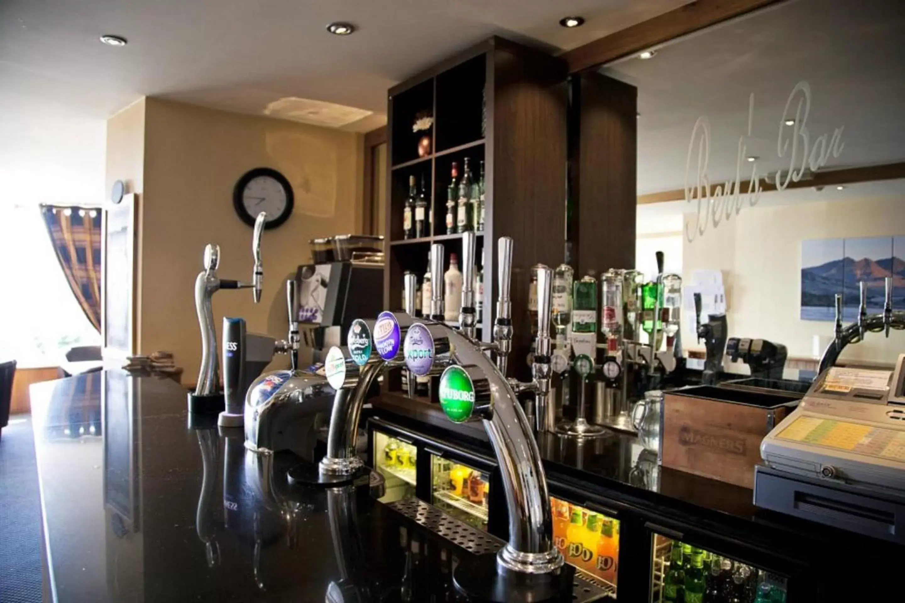 Lounge or bar in Springfield Hotel & Restaurant