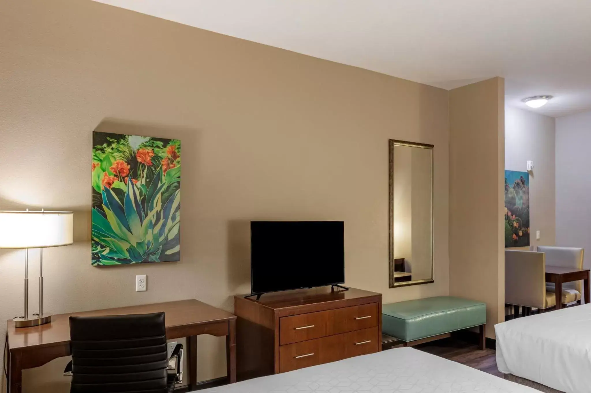 Photo of the whole room, TV/Entertainment Center in Holiday Inn Express Indio, an IHG Hotel