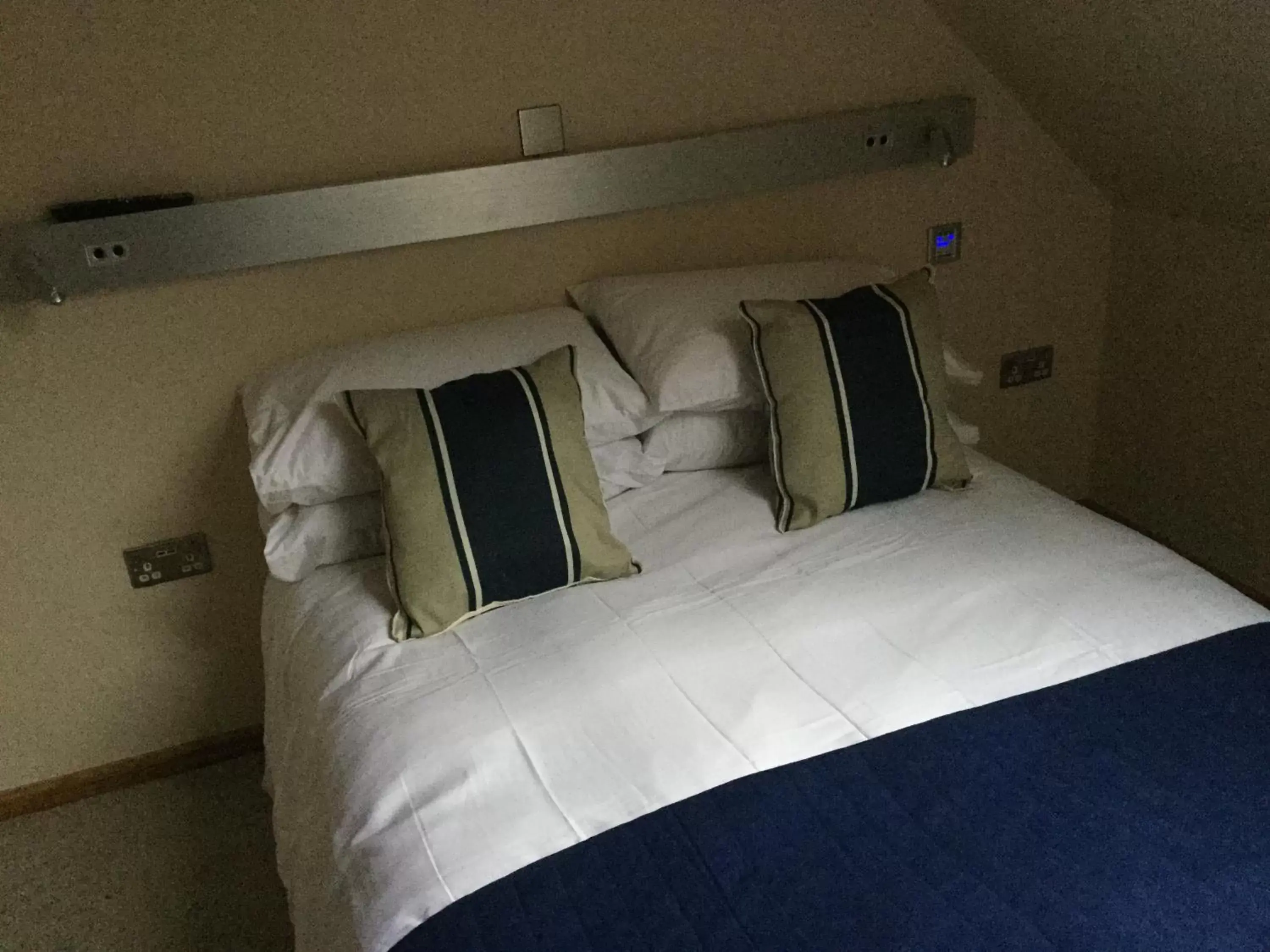 Bed in York Aparthotel