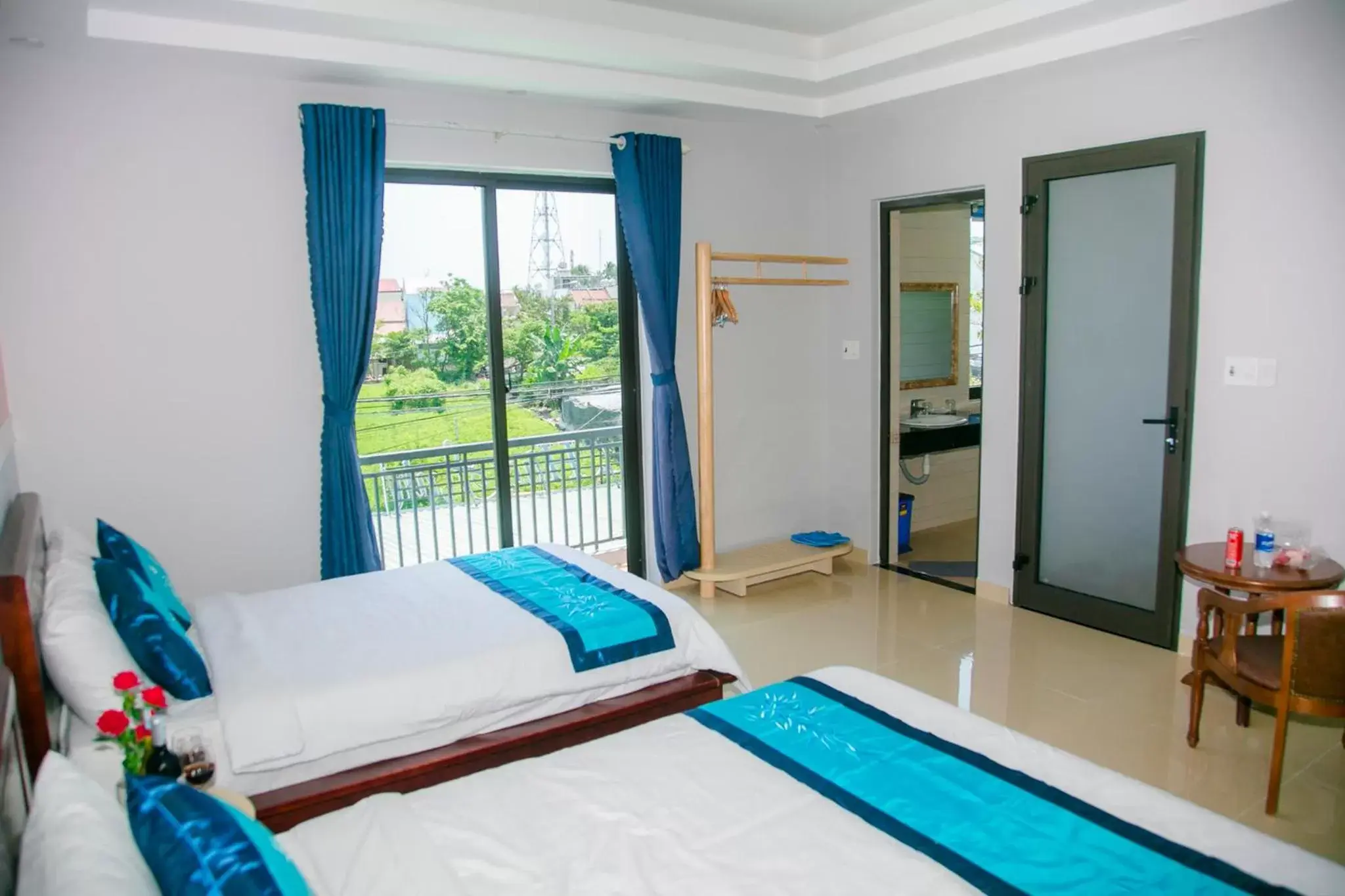 Deluxe Double or Twin Room with Garden View in Hào Anh Villa Hội An Deluxe Double or Twin Room with Garden View in Hào Anh Villa Hội An