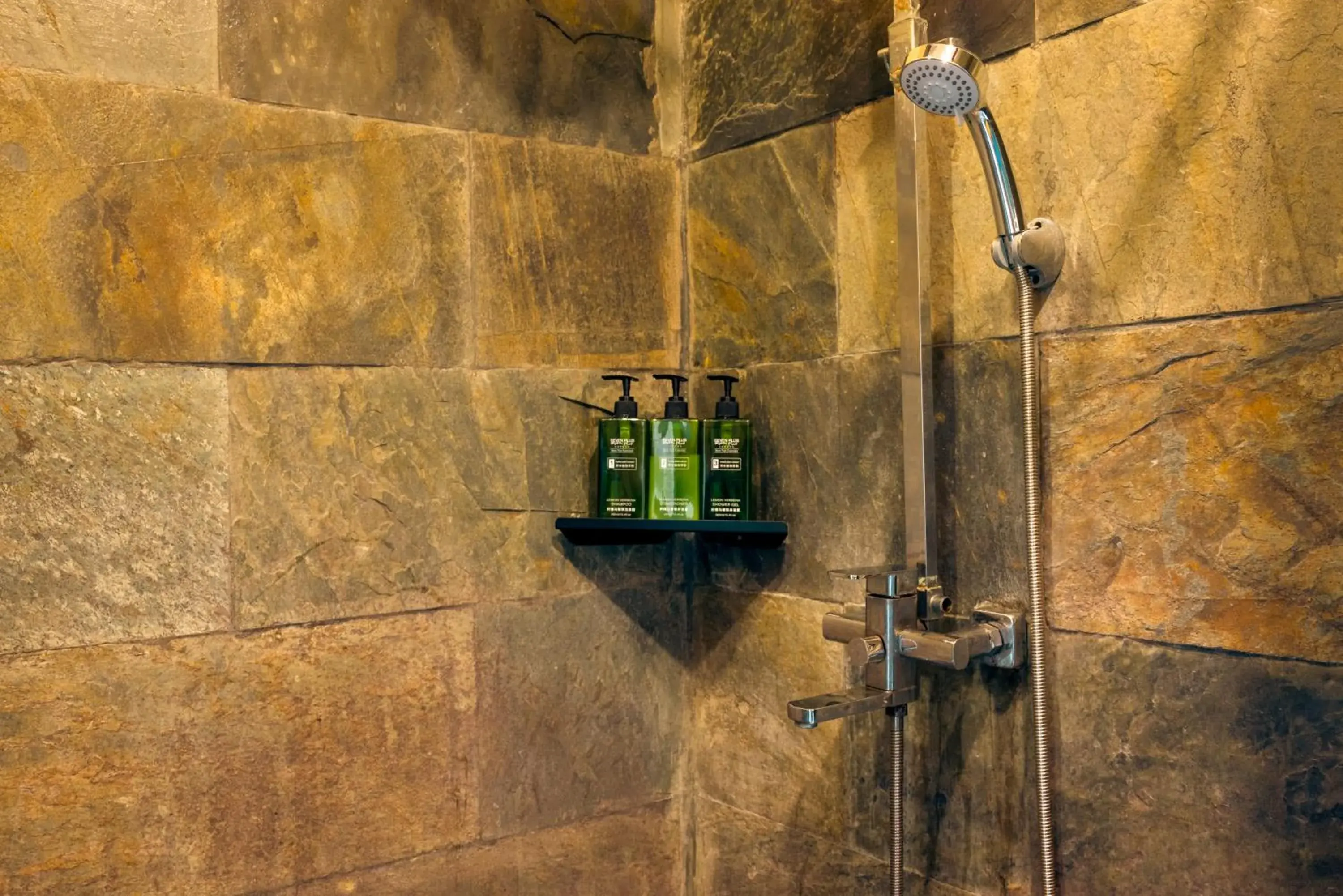 Shower, Bathroom in Yangshuo Moondance Hotel