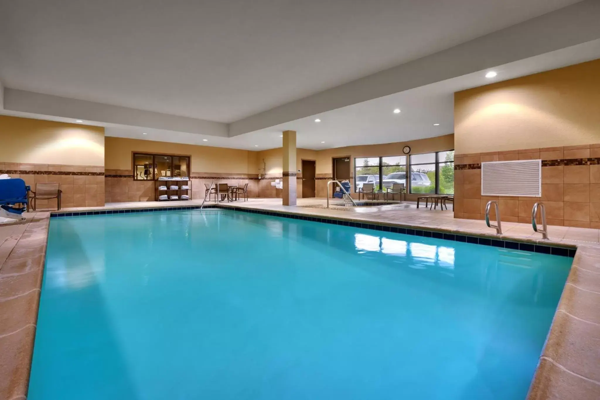 Swimming Pool in Holiday Inn Express Hotel & Suites Butte, an IHG Hotel
