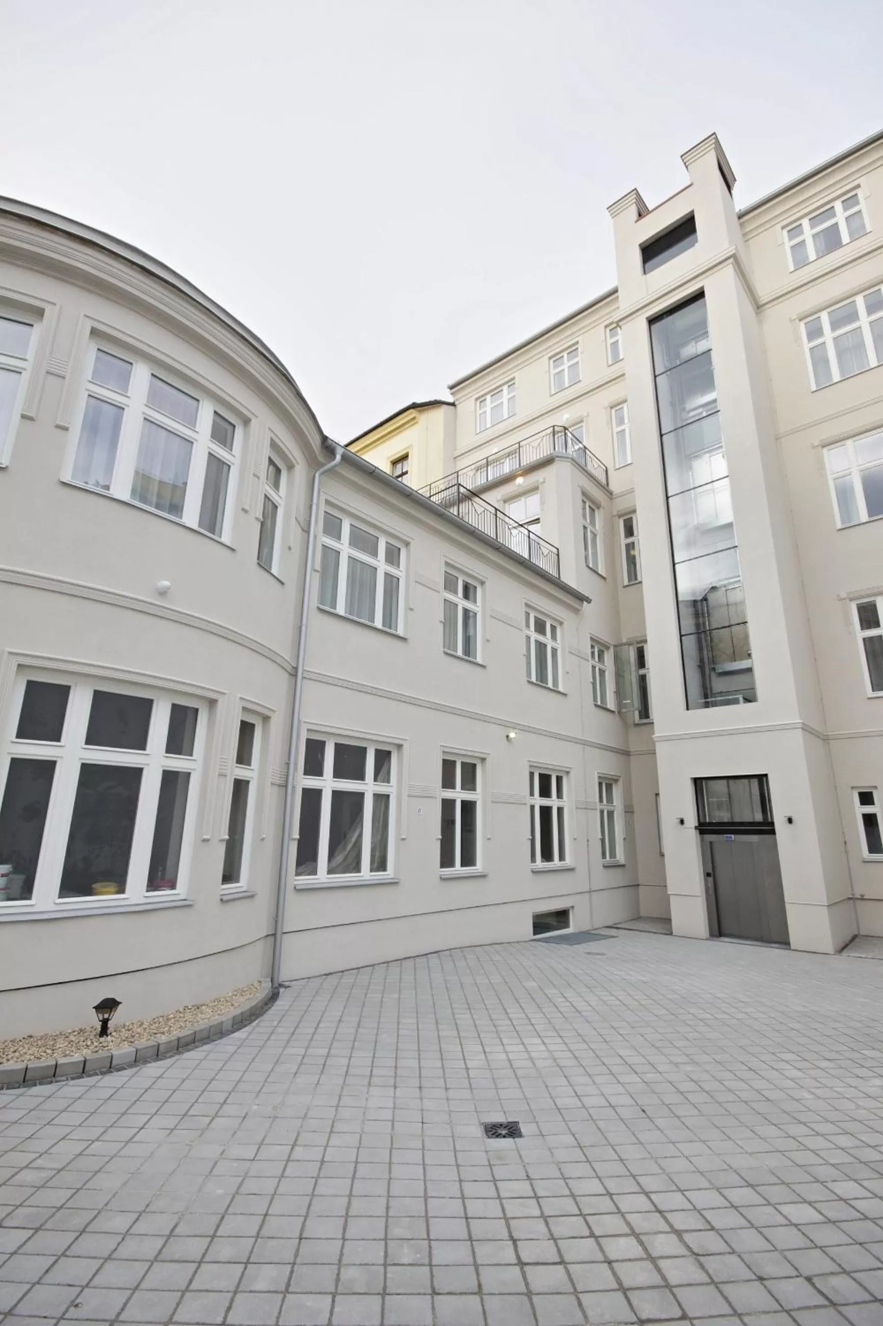 Property building in Elizabeth Suites