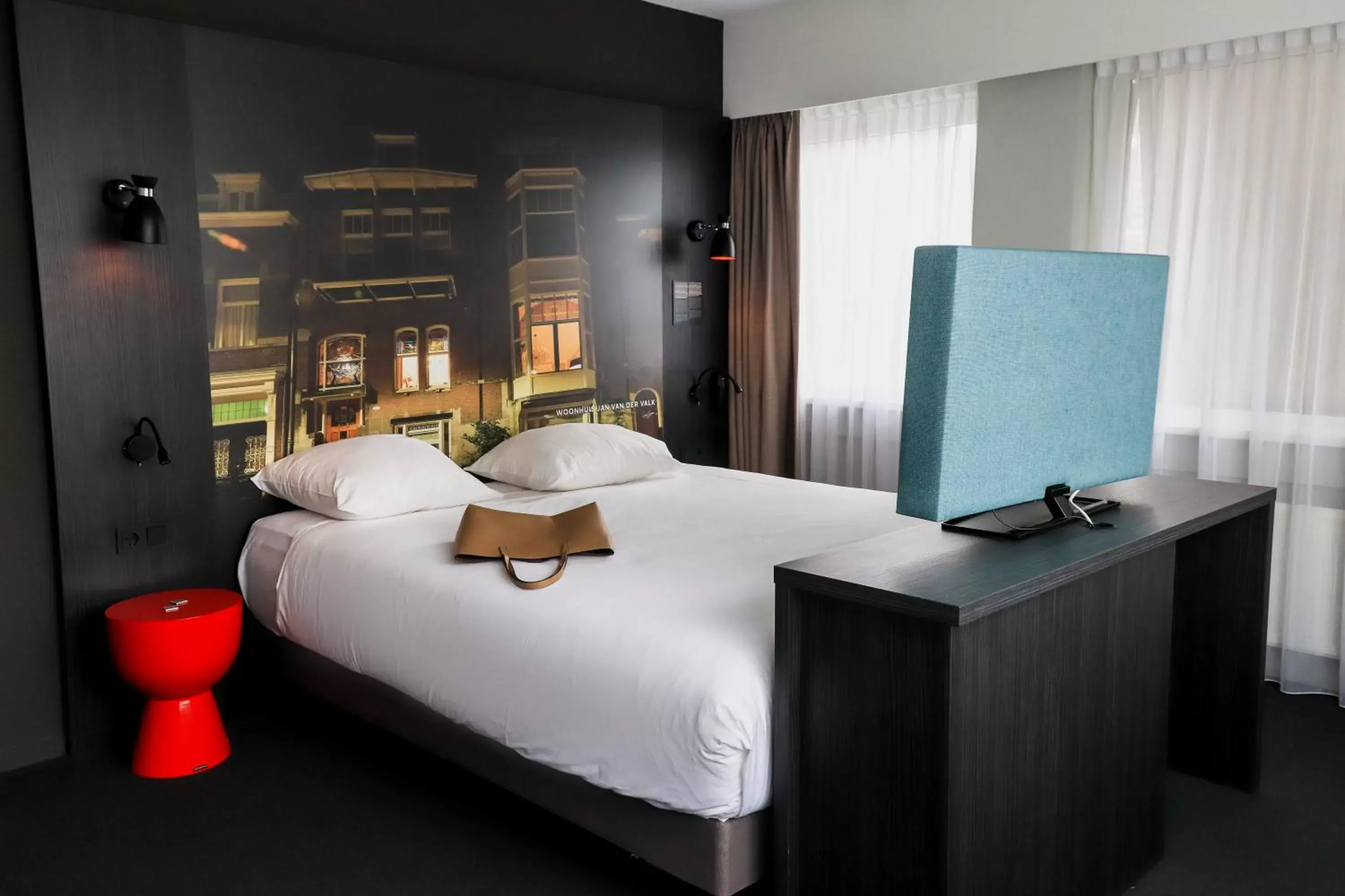Bedroom, Bed in Mercure Hotel Tilburg Centrum