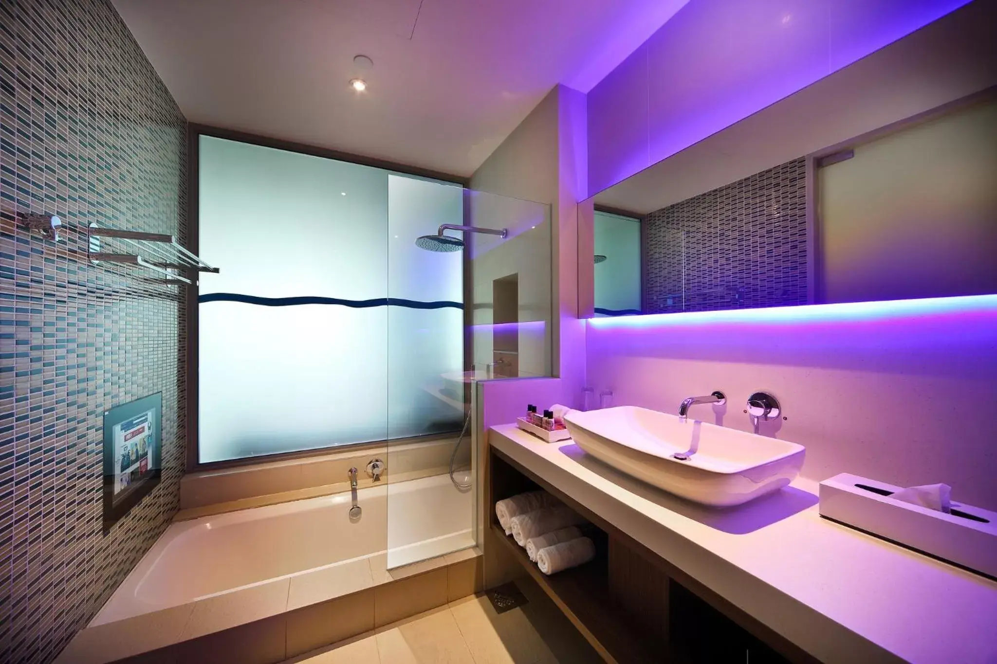 Toilet, Bathroom in ONE15 Marina Sentosa Cove Singapore