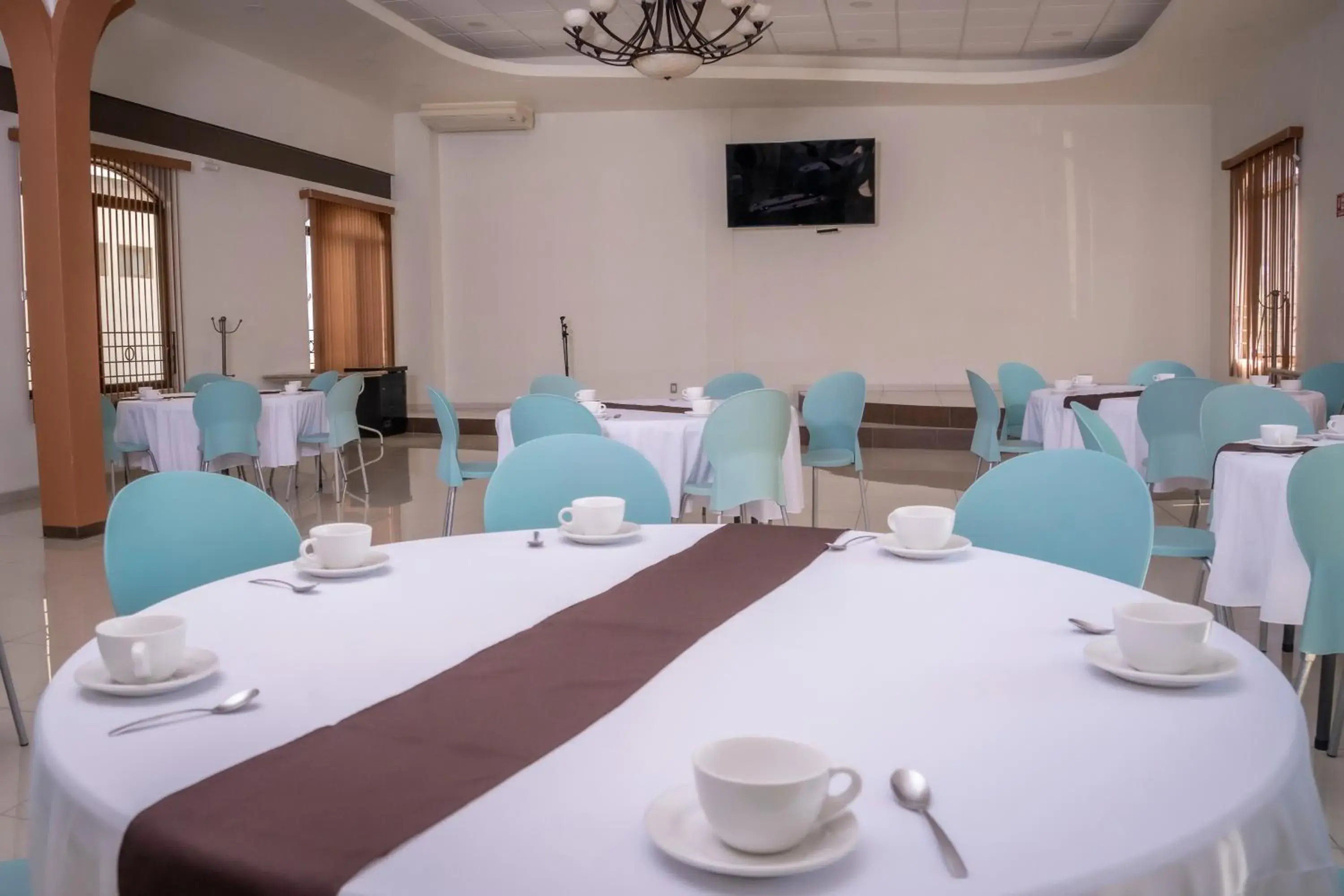 Banquet/Function facilities, Restaurant/Places to Eat in Hotel SanJo