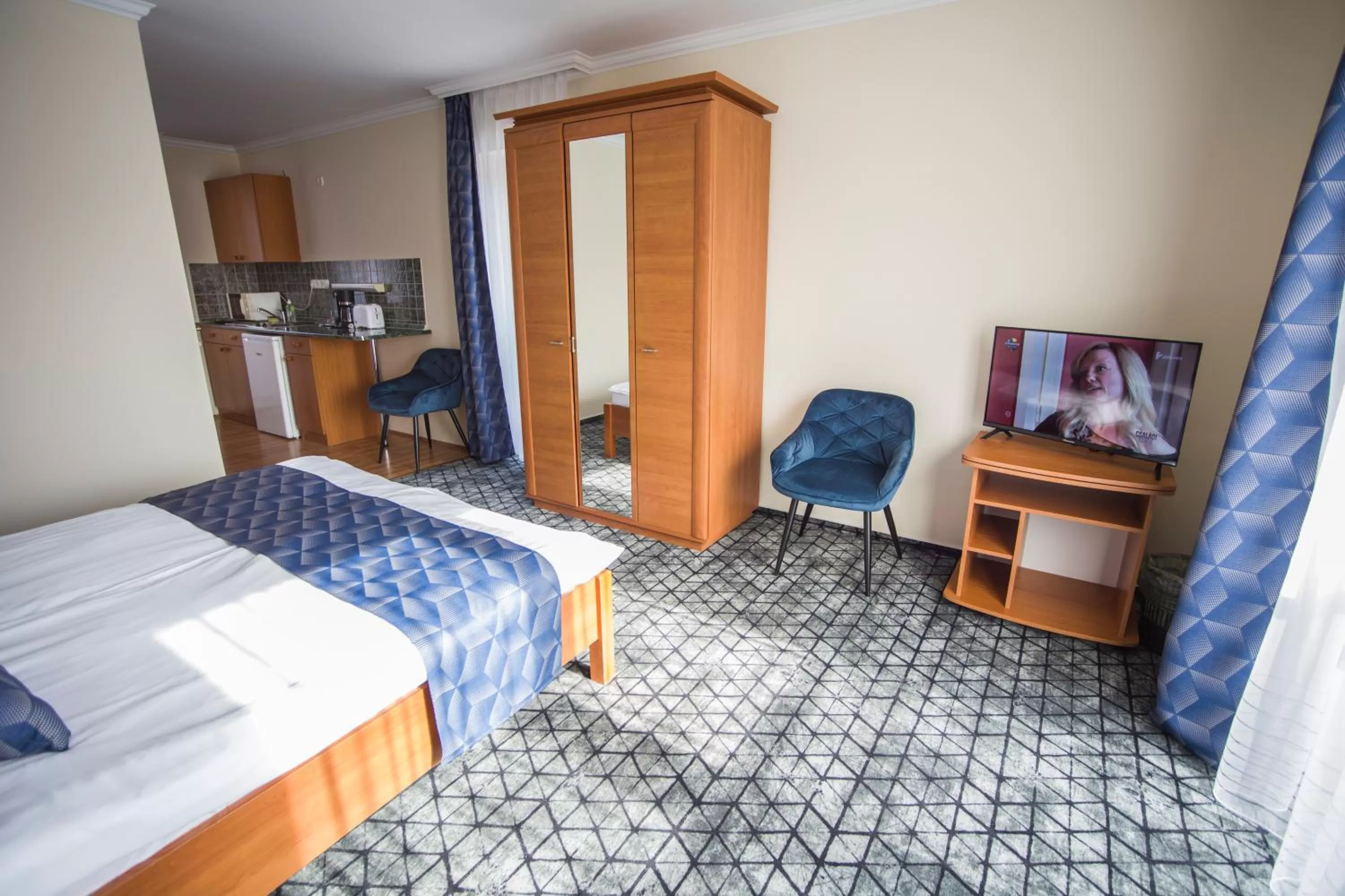 Bed in Hotel Viktória