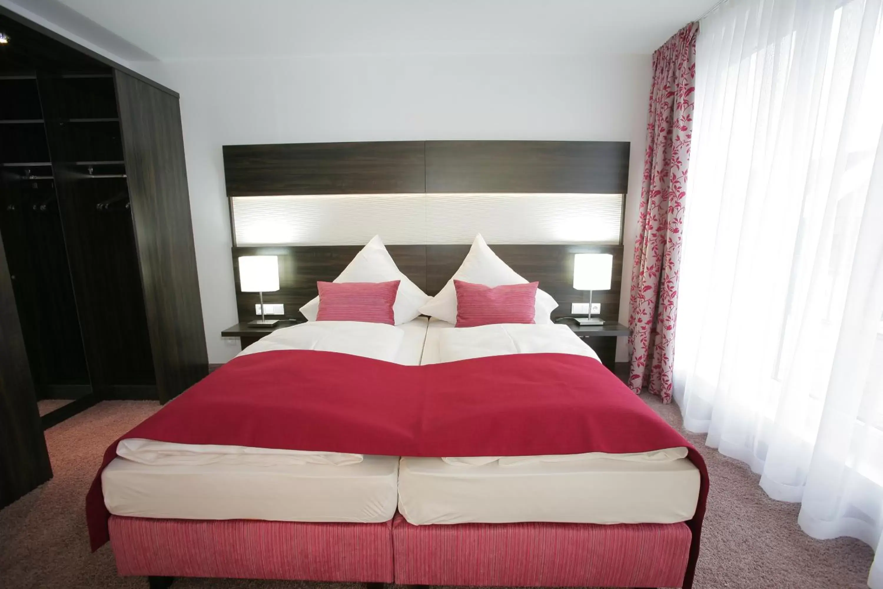 Bed in Hotel Demas City