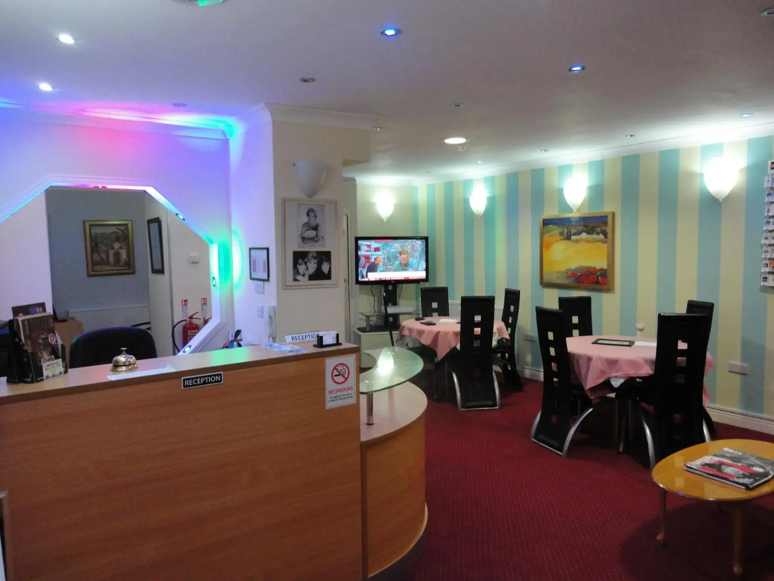 Lobby or reception in City View Hotel - Roman Road Market