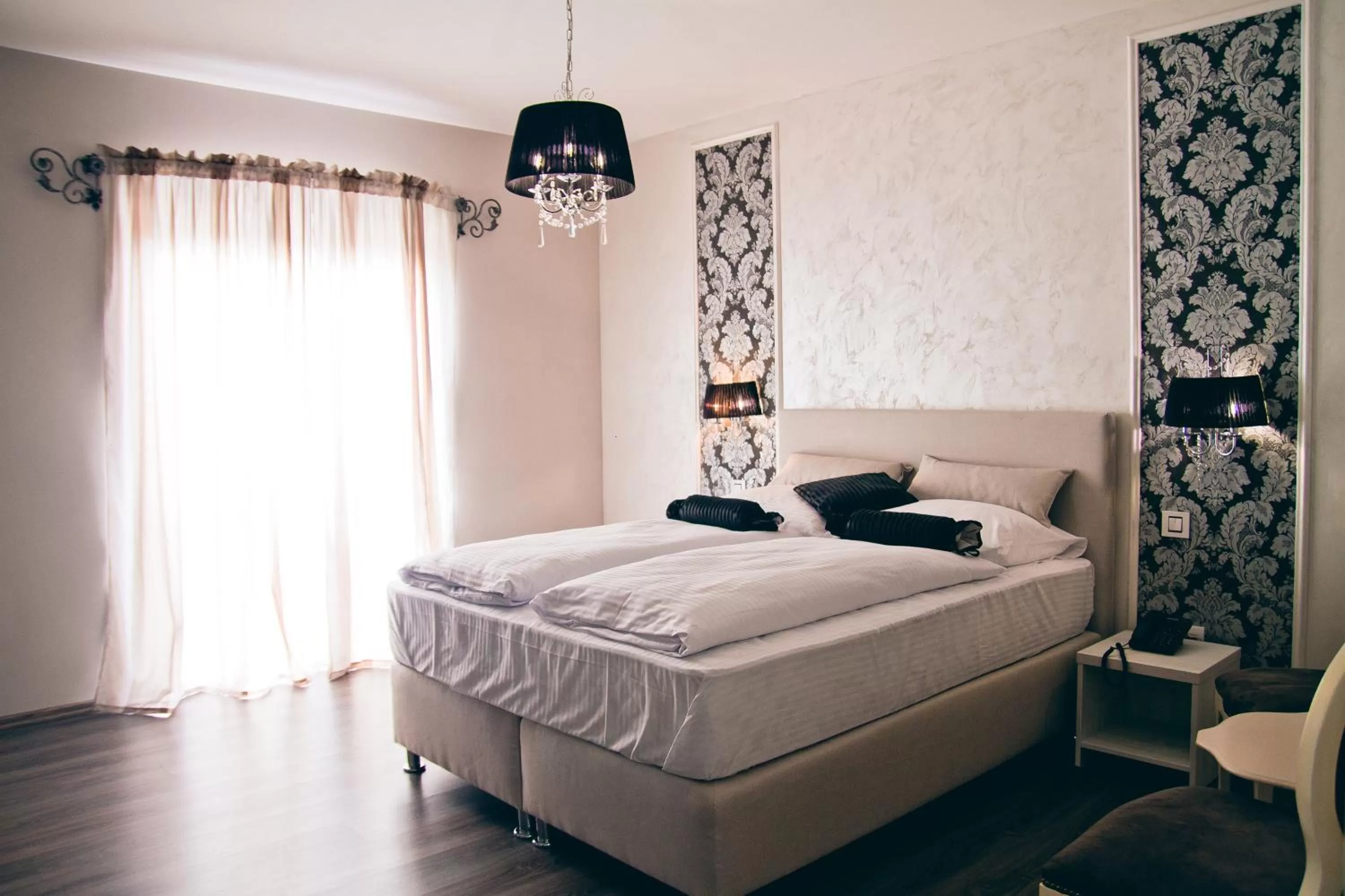 Photo of the whole room, Bed in Hotel Bakarni Lonac