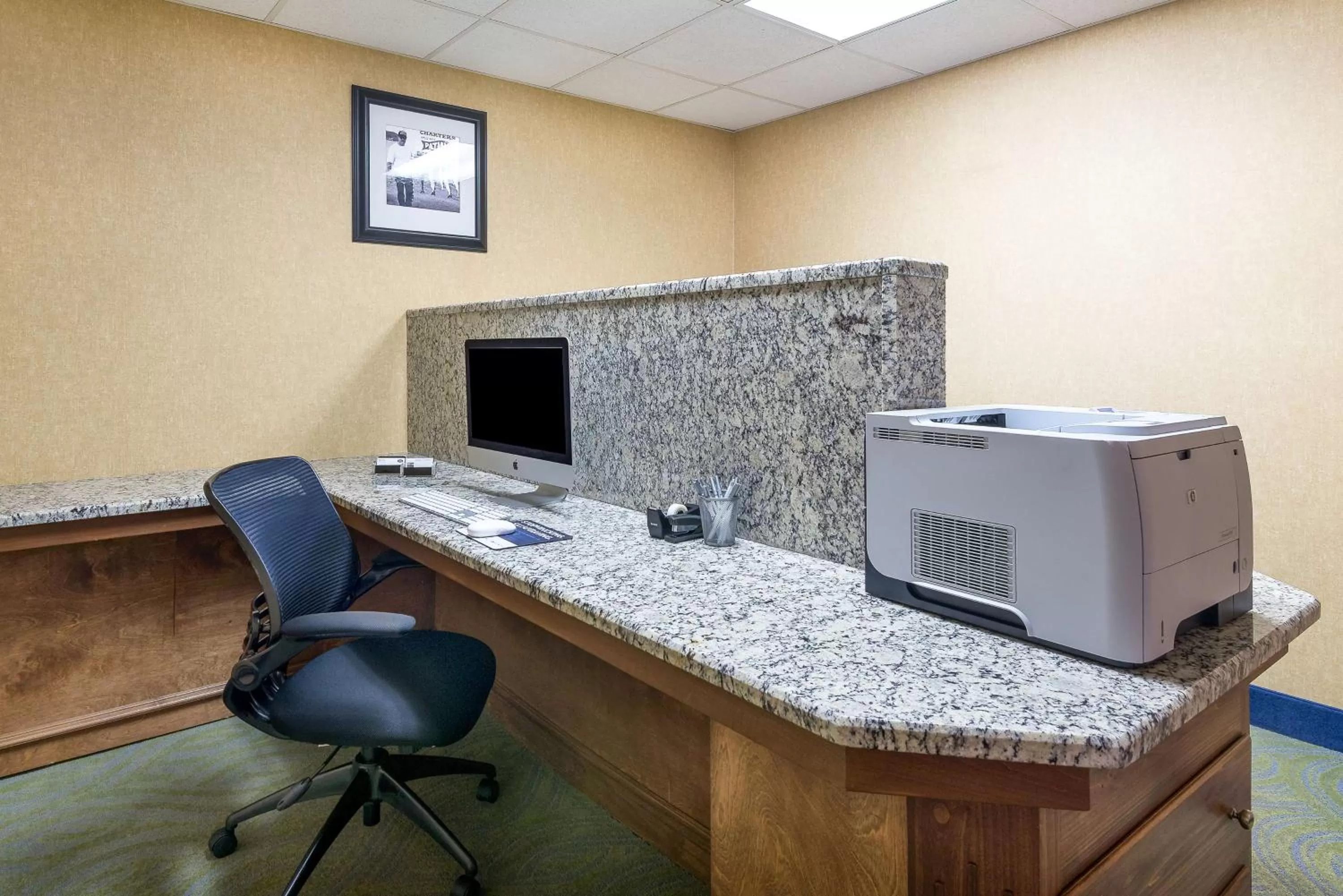 Business facilities in Hampton Inn & Suites Florence Center