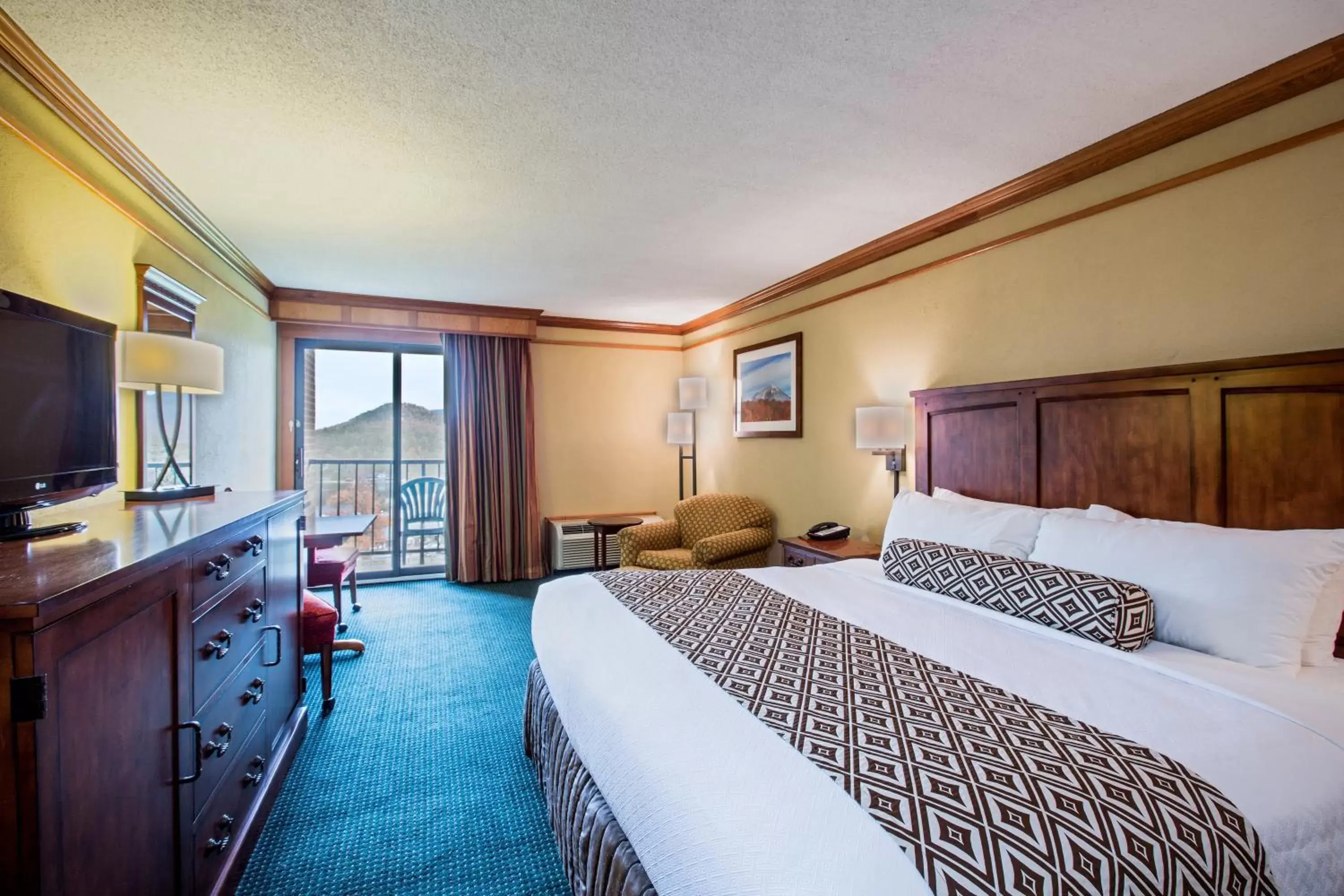 Photo of the whole room in Crowne Plaza Lake Placid, an IHG Hotel