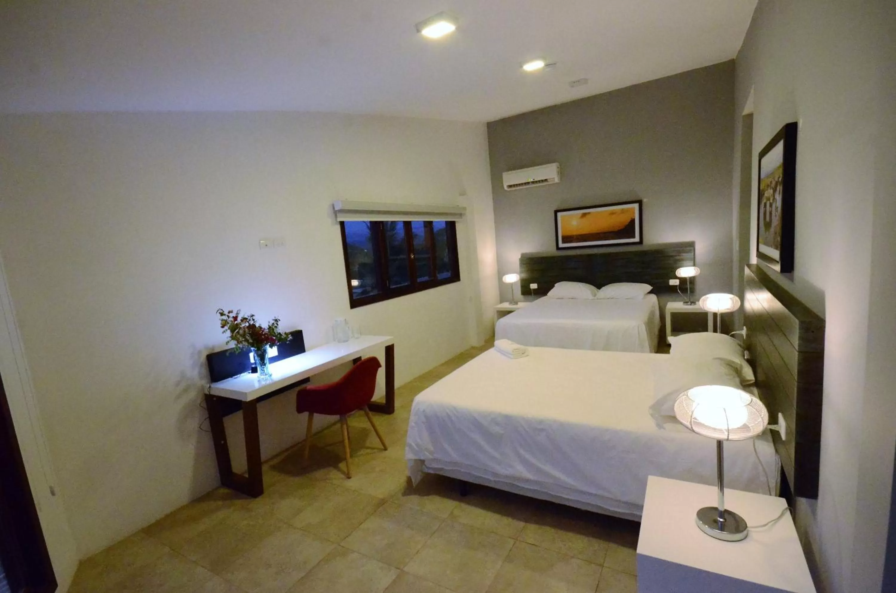 Photo of the whole room, Bed in Hotel Volcano