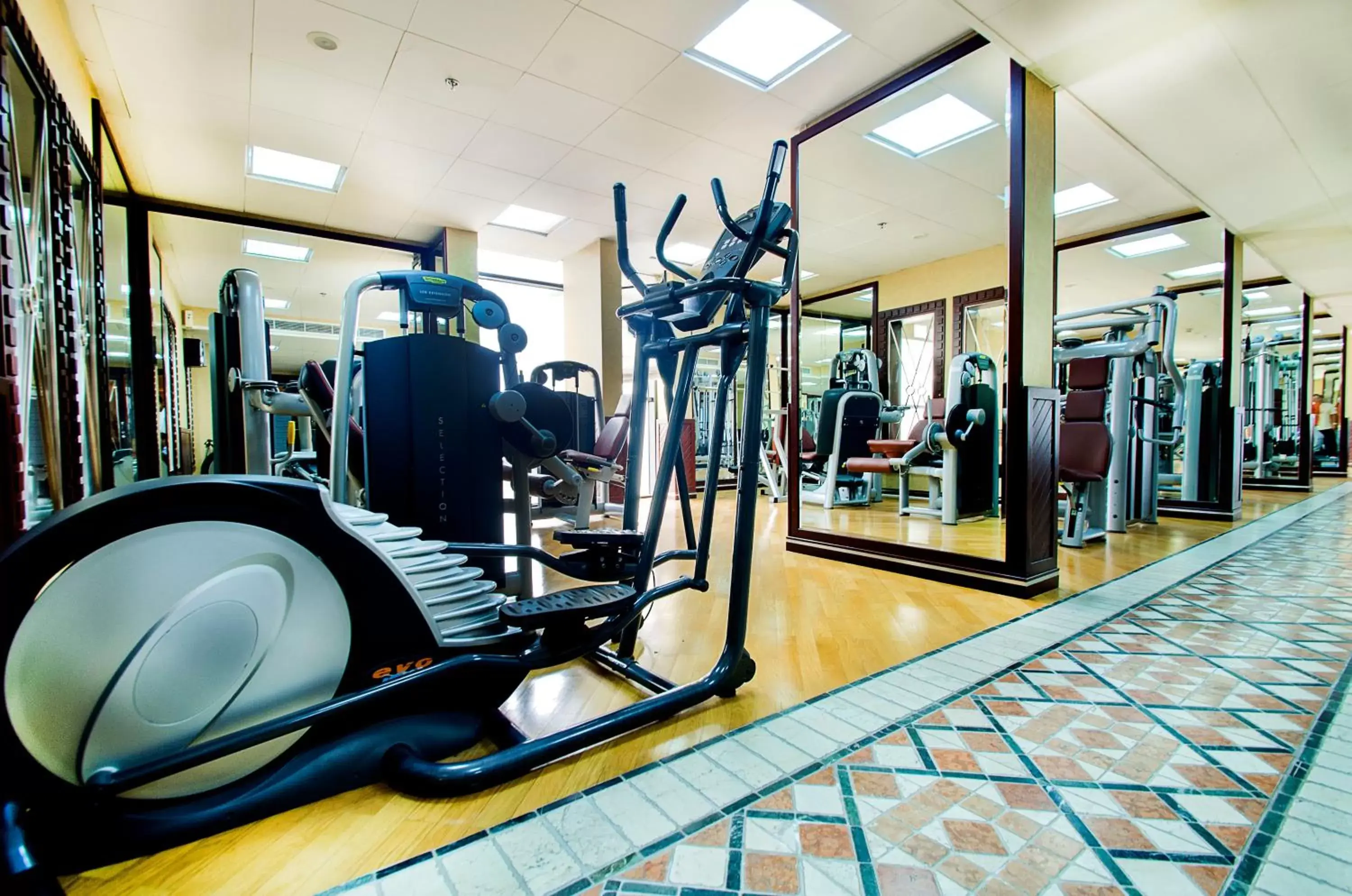 Fitness centre/facilities, Fitness Center/Facilities in Ramada by Wyndham Continental Jeddah Fitness centre/facilities, Fitness Center/Facilities in Ramada by Wyndham Continental Jeddah