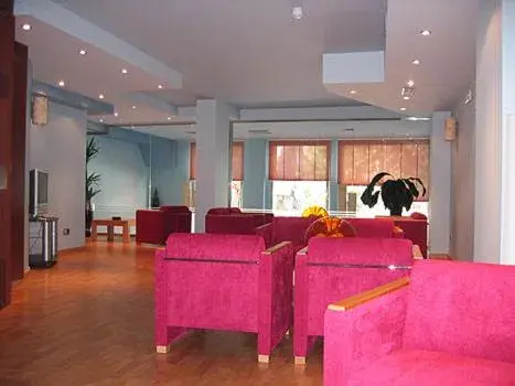 Lounge or bar in Hotel Doña Urraca