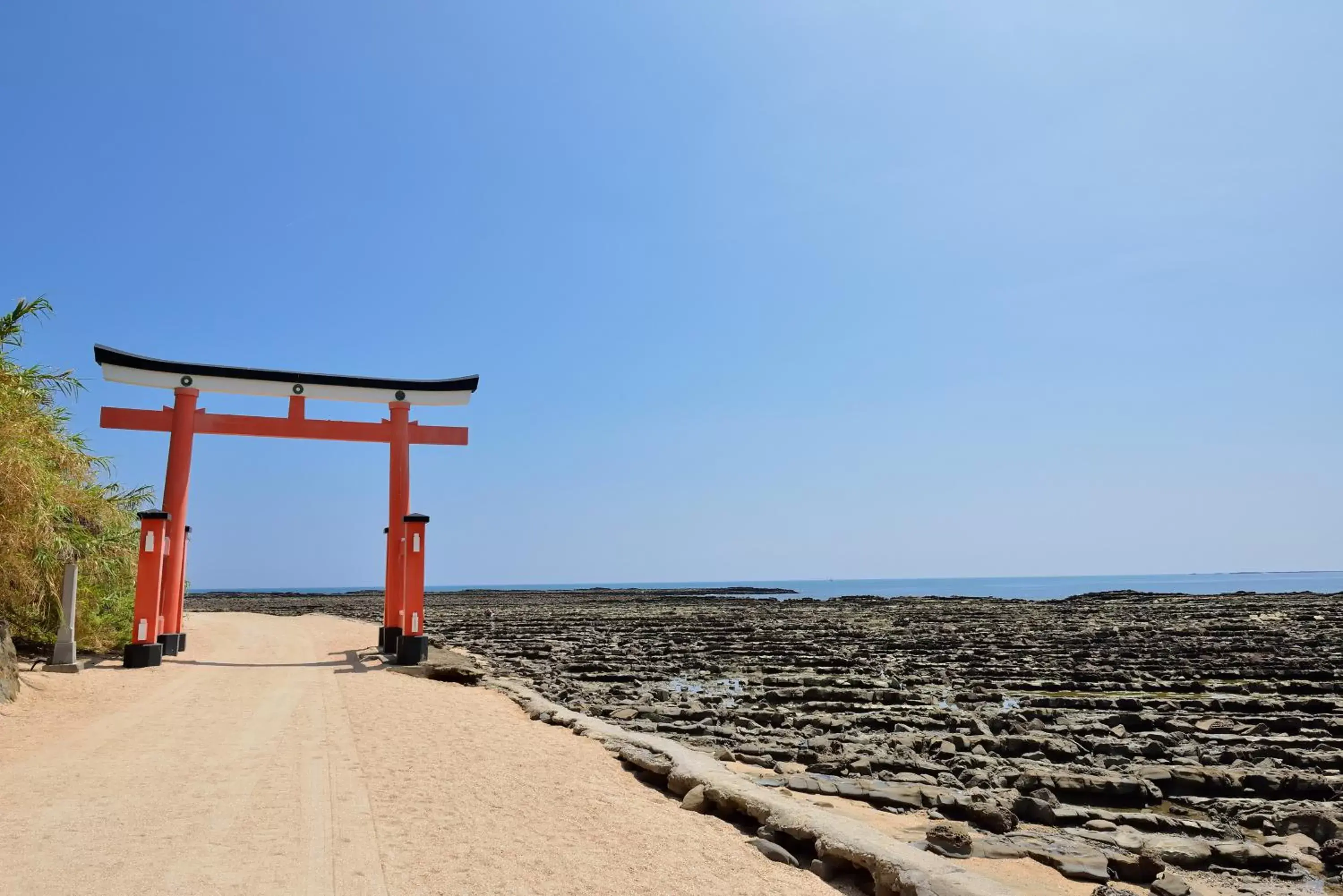 Nearby landmark, Beach in ANA Holiday Inn Resort Miyazaki, an IHG Hotel