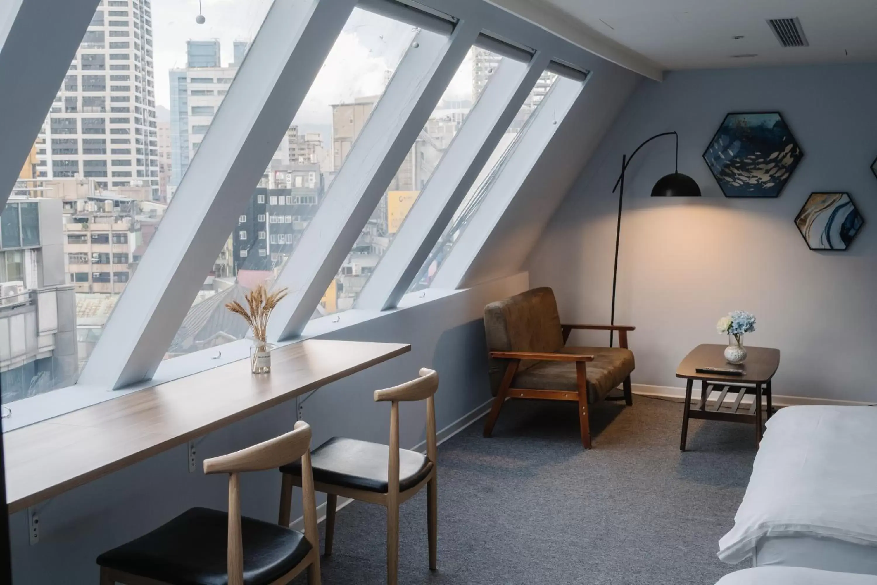 City view, Seating Area in Hotel attic