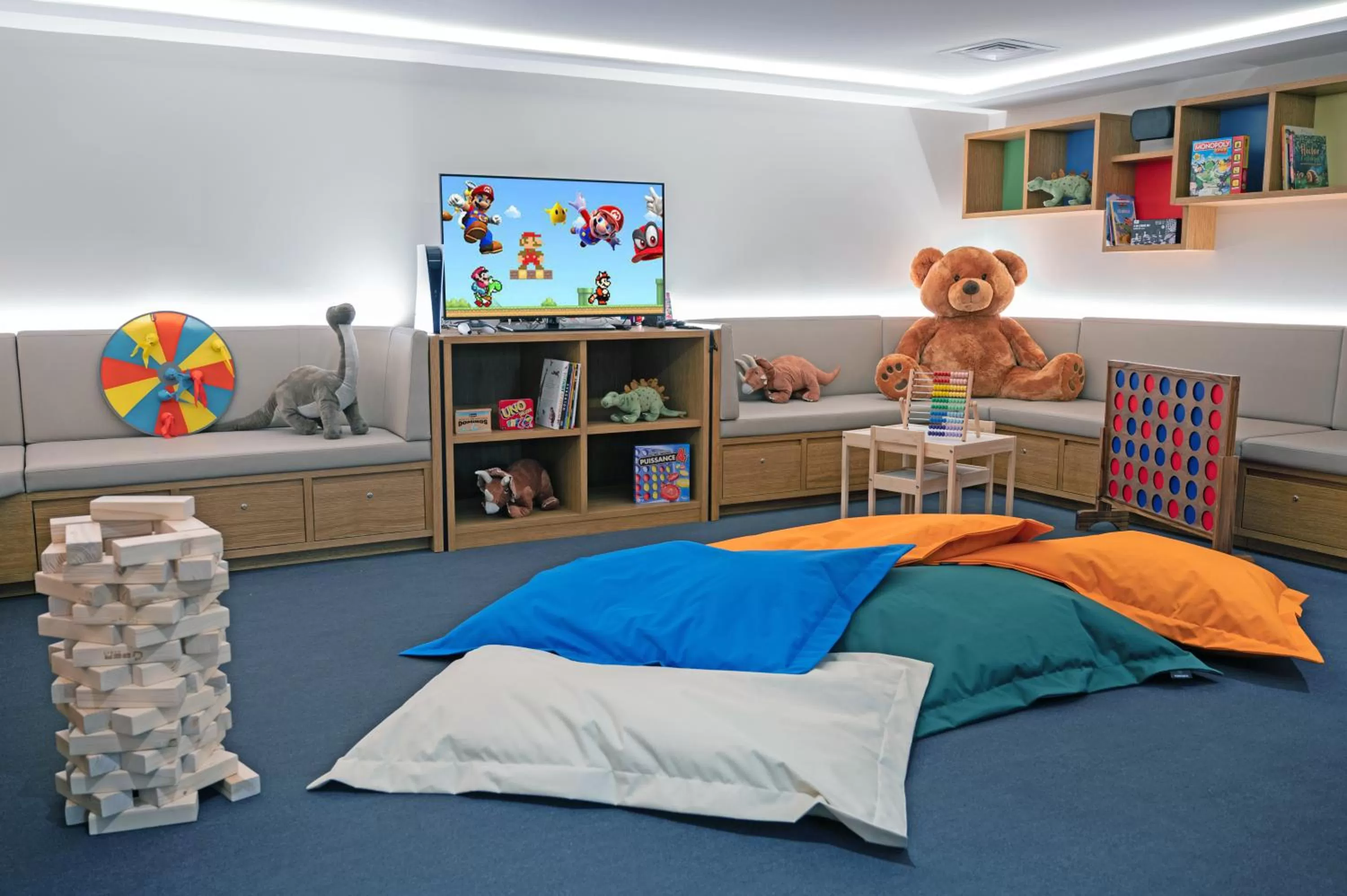 Children play ground, Bed in Hôtel VoulezVous by Les Etincelles