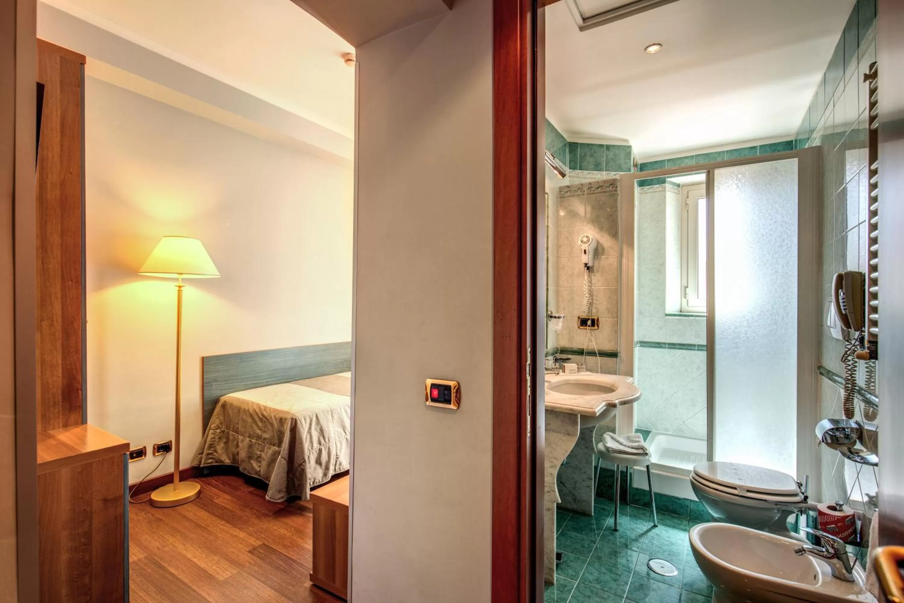 Photo of the whole room, Bed in Hotel Villafranca