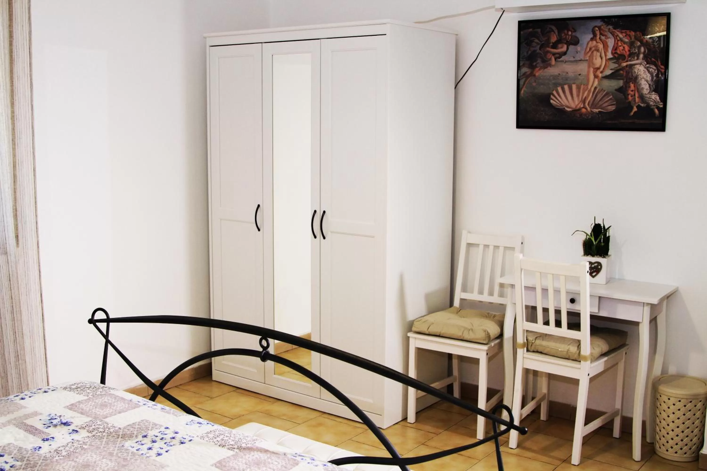 Bedroom, Bed in Dimora Pompeiana